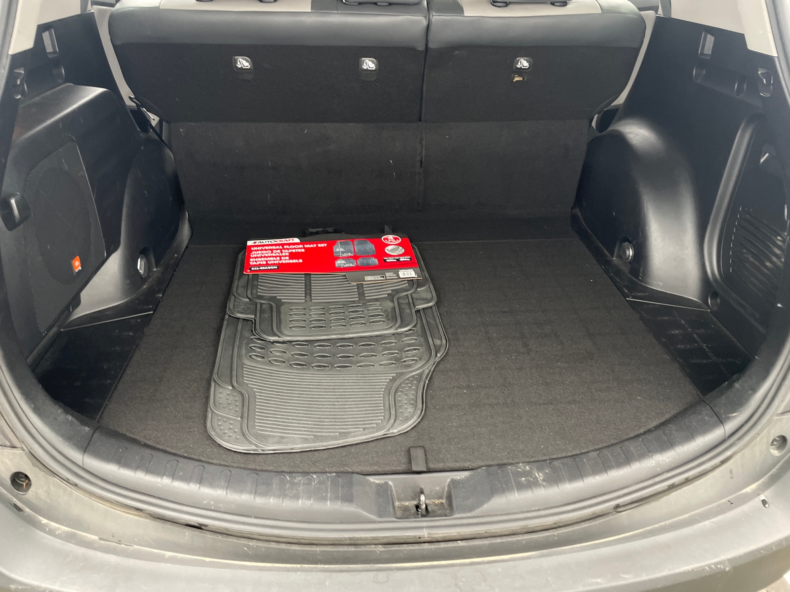 Thumbnail: 2015 Toyota RAV4 - 6
