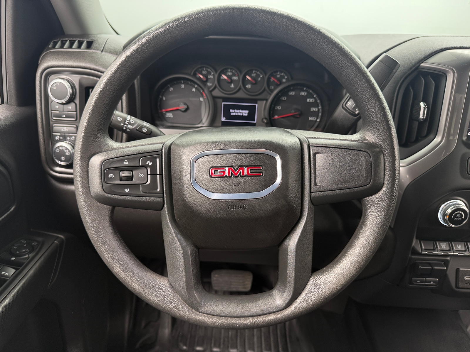 Thumbnail: 2024 GMC Sierra 2500 - 5
