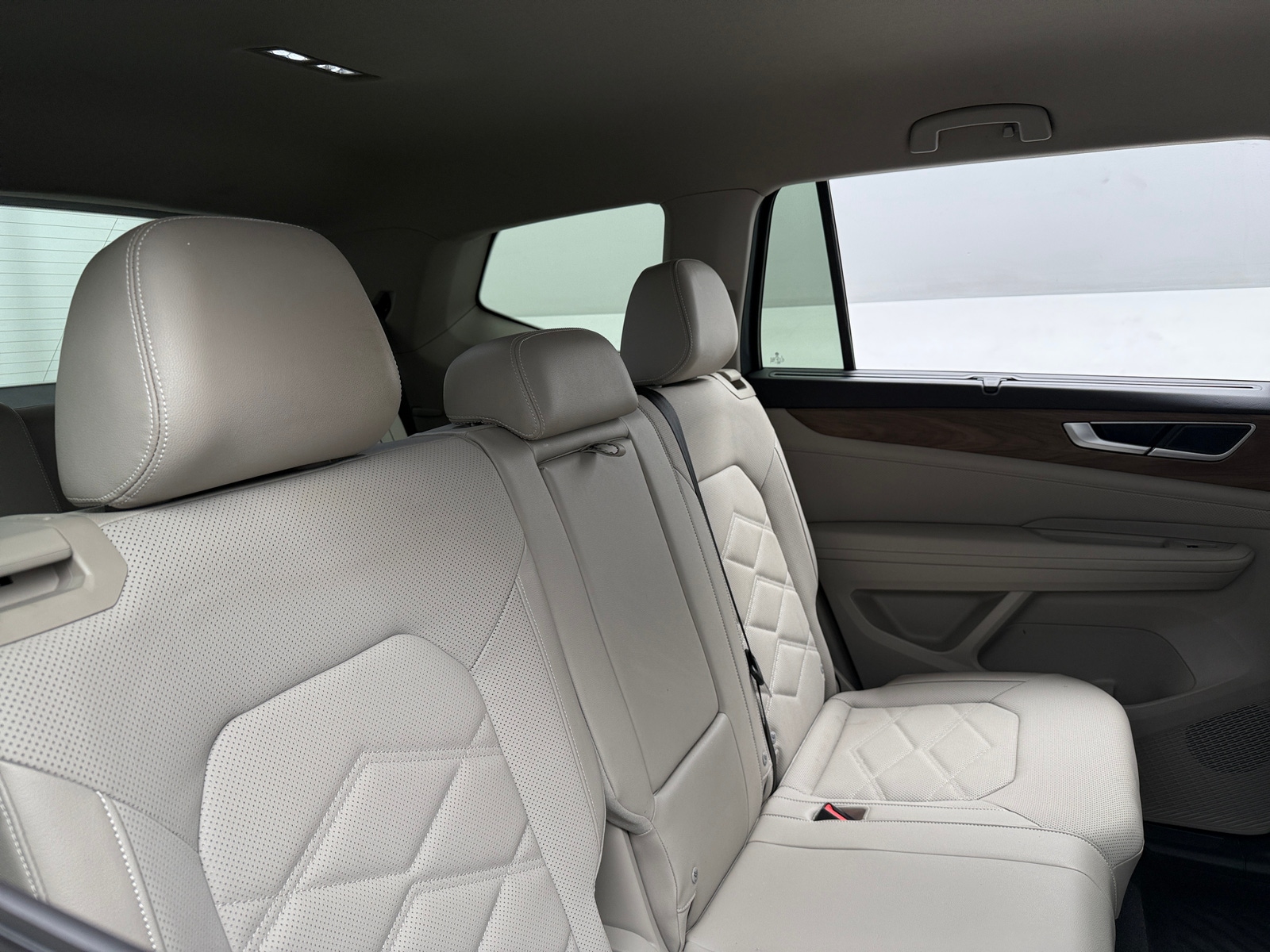 Thumbnail: 2024 Volkswagen Atlas - 5