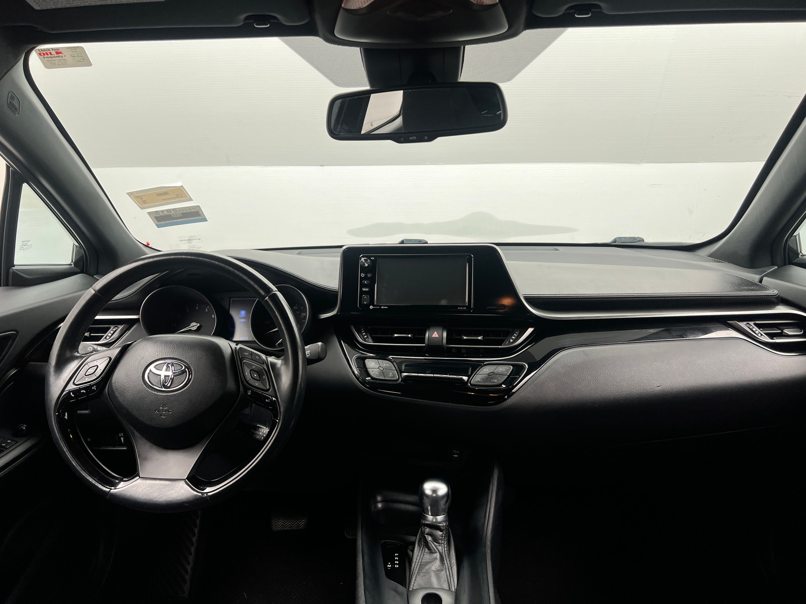 Thumbnail: 2018 Toyota C-HR - 3