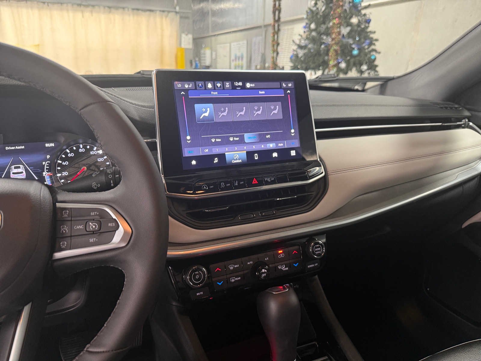 Thumbnail: 2026 Jeep Compass - 3