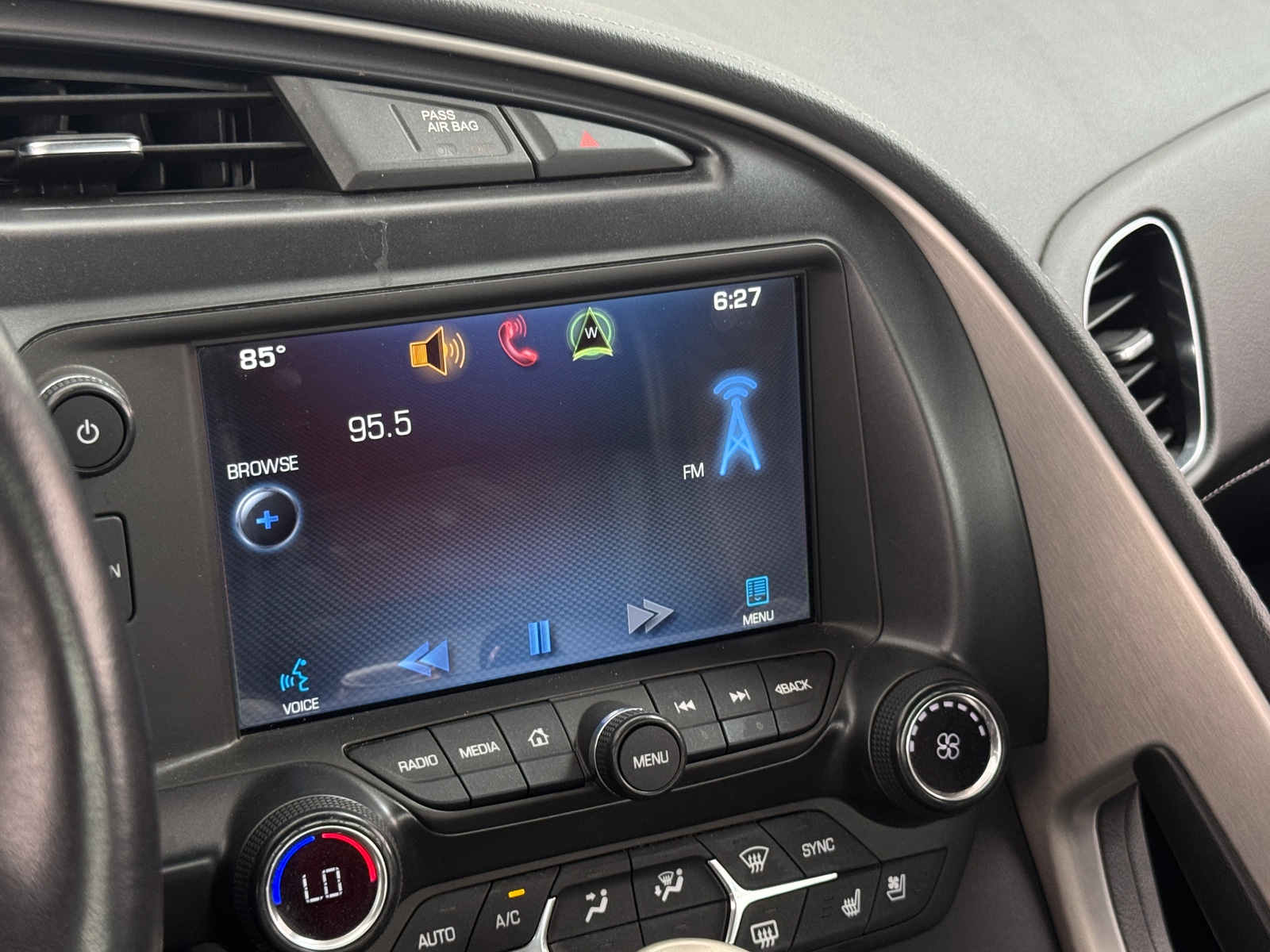 Thumbnail: 2014 Chevrolet Corvette - 3