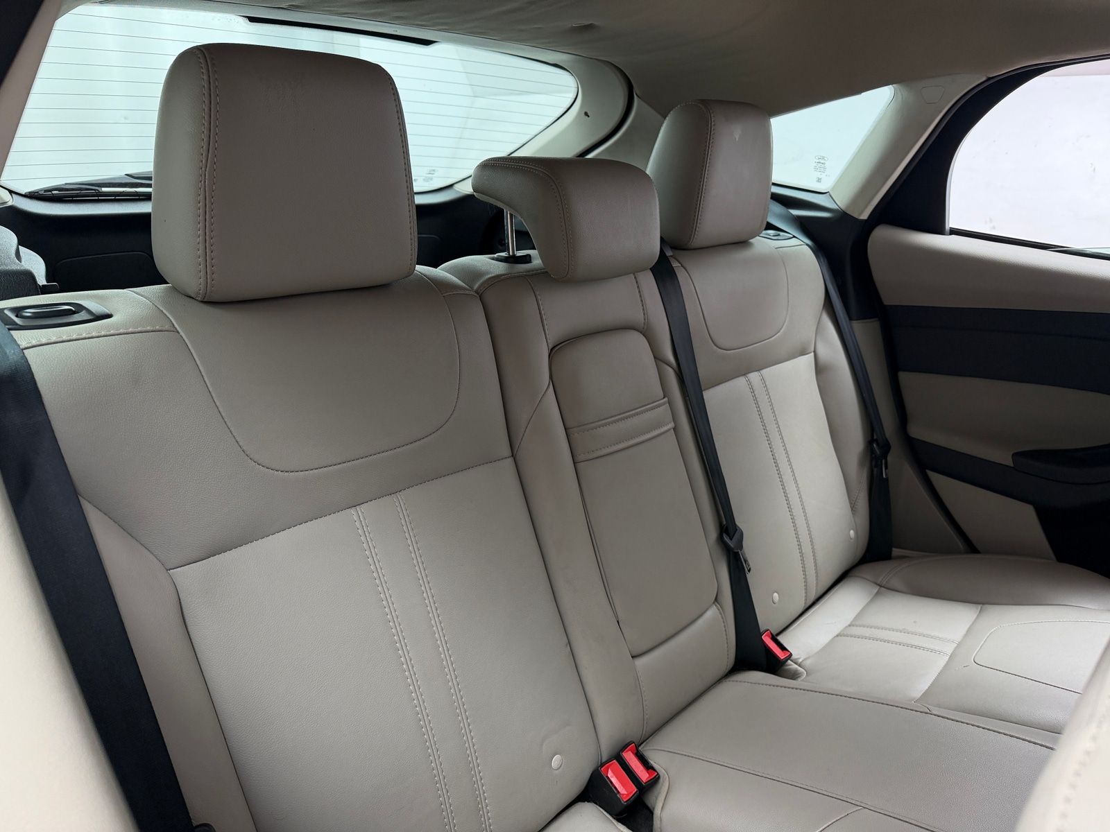 Thumbnail: 2012 Ford Focus - 6