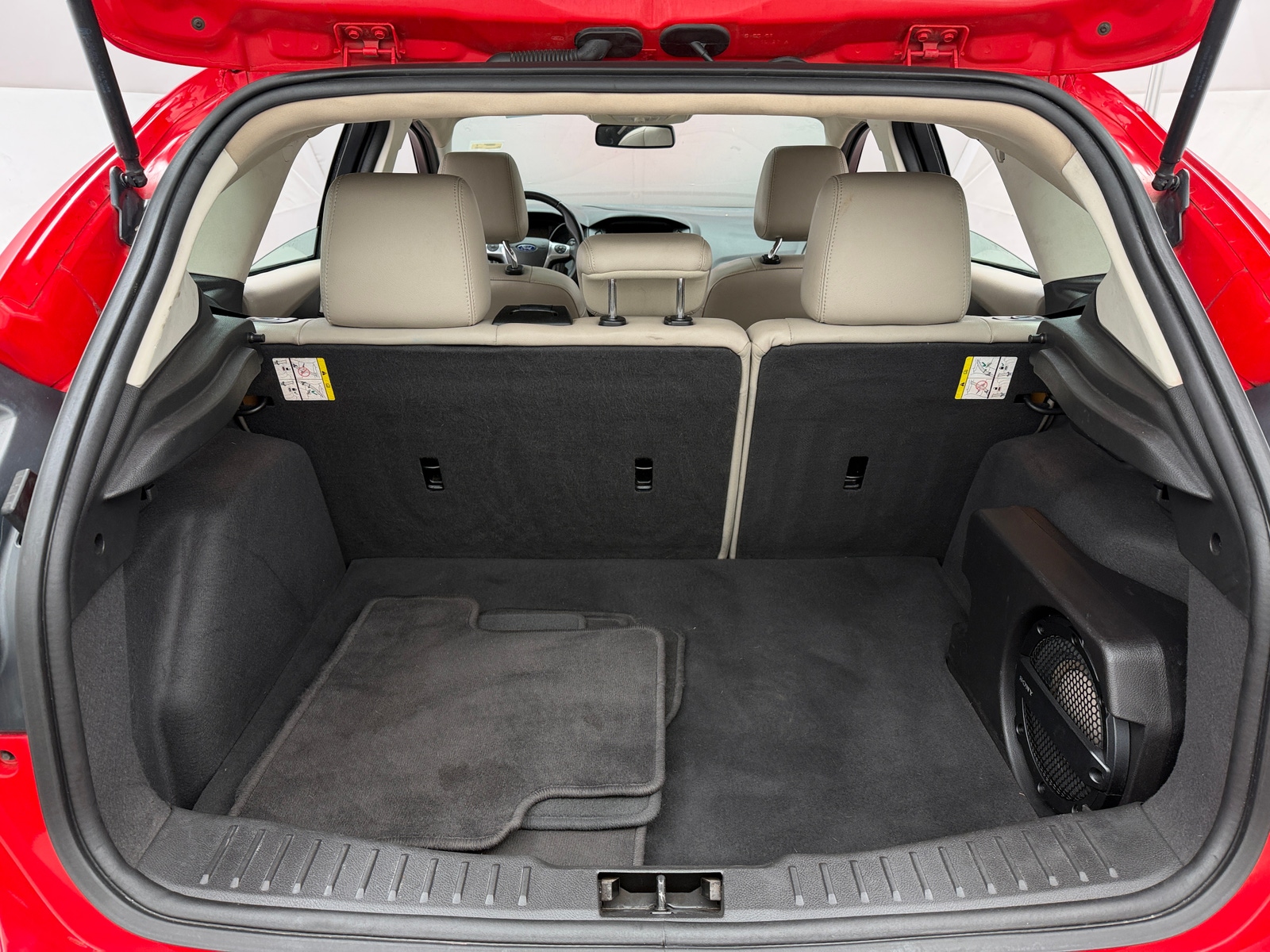 Thumbnail: 2012 Ford Focus - 7