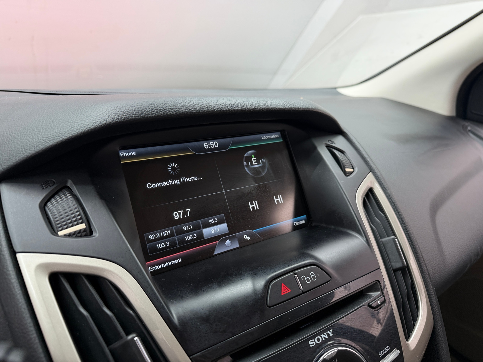 Thumbnail: 2012 Ford Focus - 4