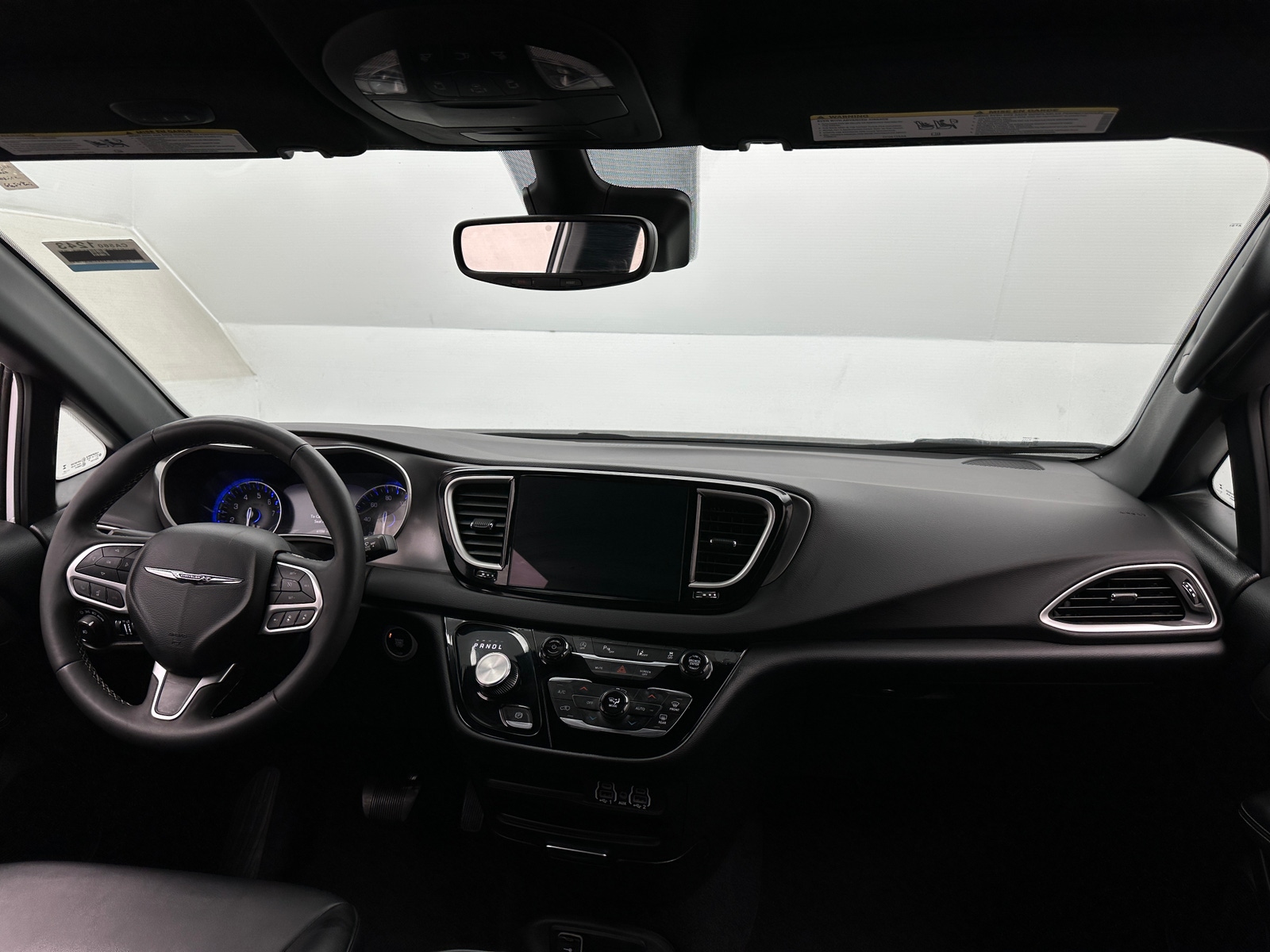 Thumbnail: 2025 Chrysler Pacifica - 2