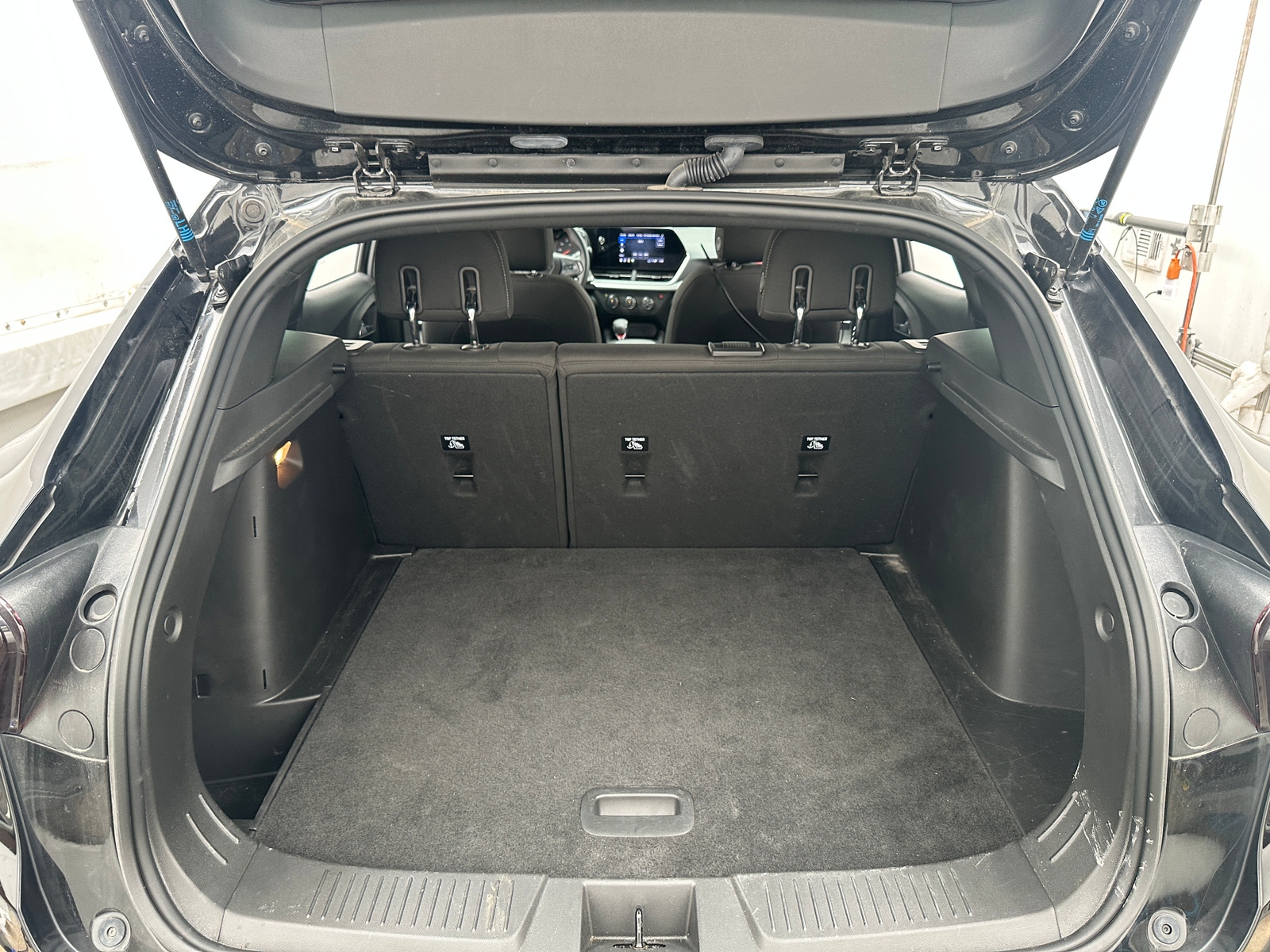 Thumbnail: 2024 Chevrolet Trax - 7