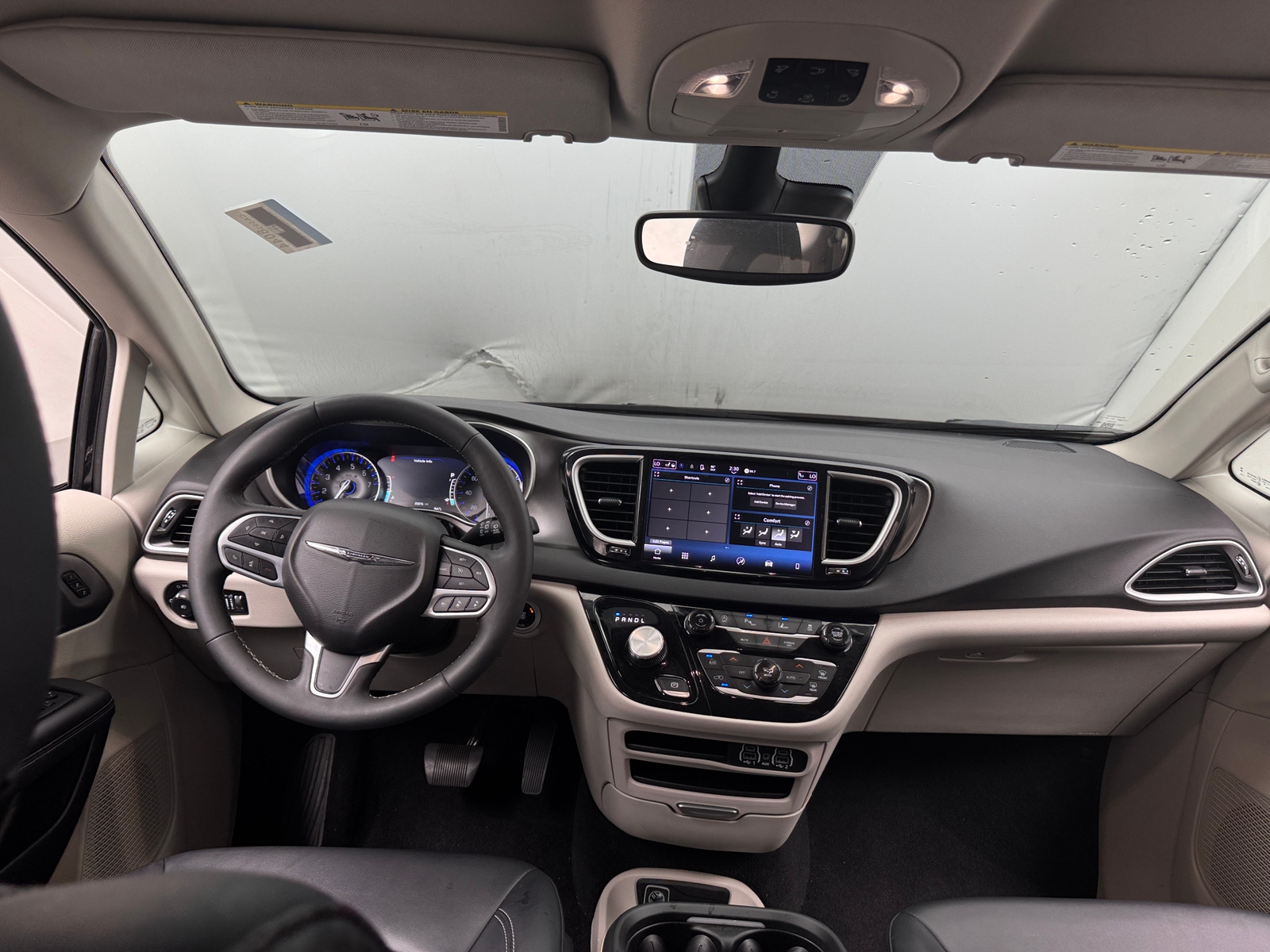 Thumbnail: 2024 Chrysler Pacifica - 2