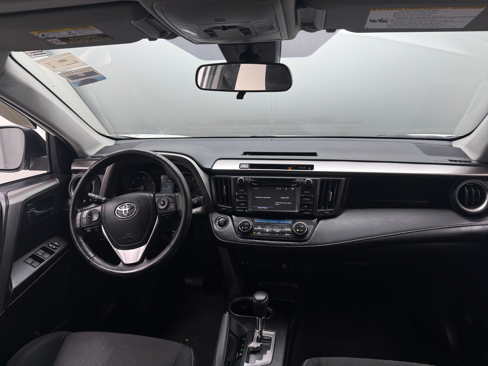 Thumbnail: 2018 Toyota RAV4 - 3