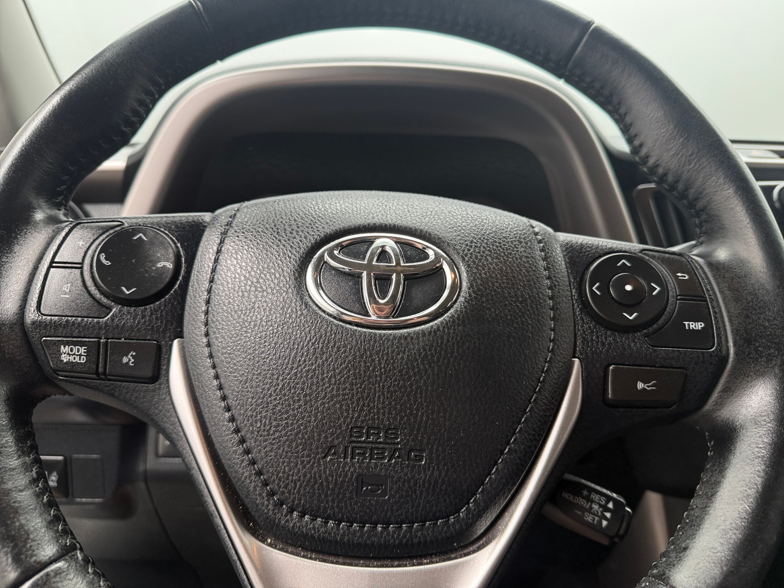 Thumbnail: 2018 Toyota RAV4 - 5