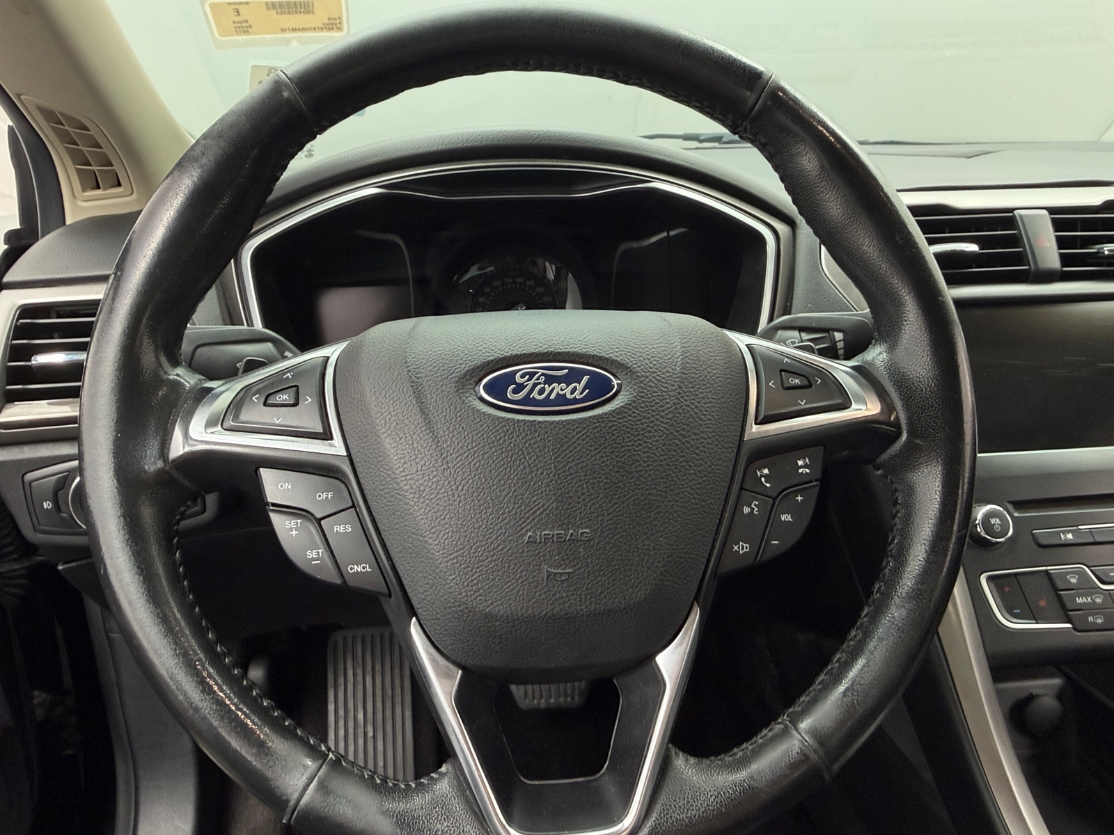 Thumbnail: 2017 Ford Fusion - 5