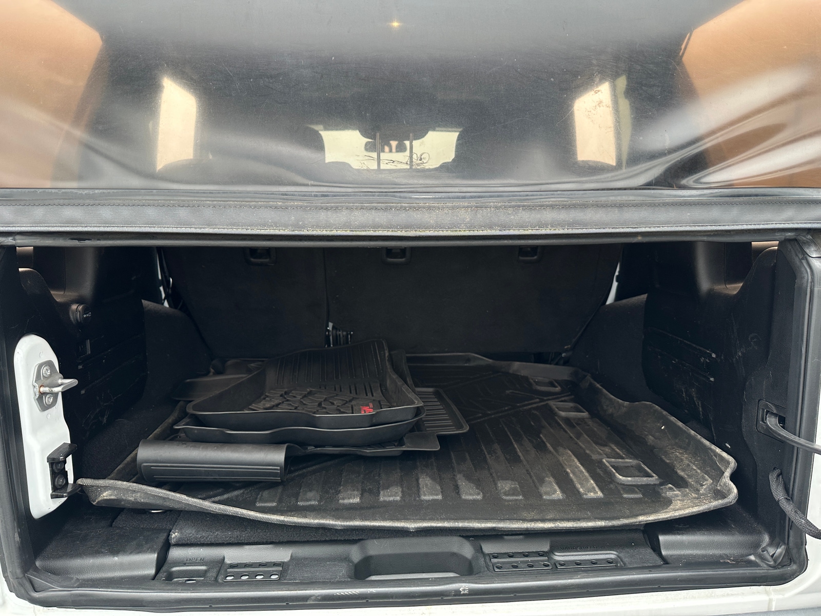 Thumbnail: 2018 Jeep Wrangler - 7