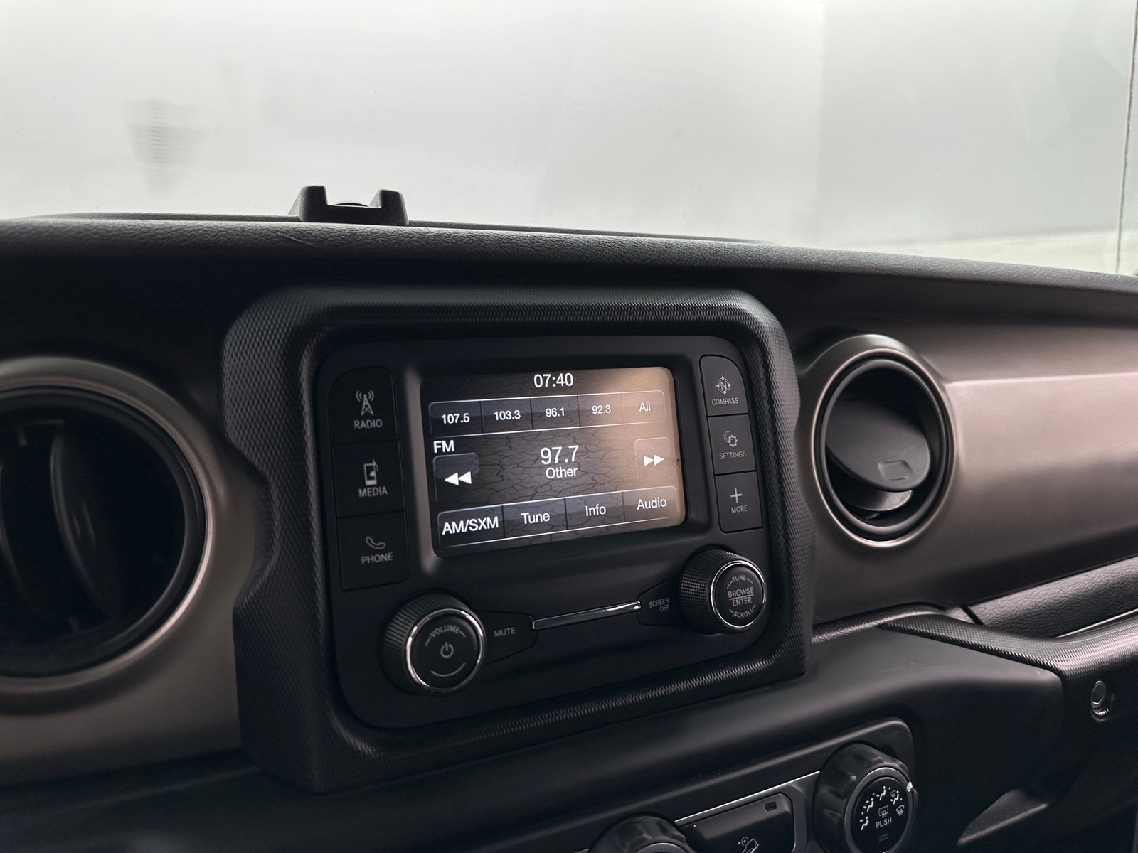 Thumbnail: 2018 Jeep Wrangler - 4
