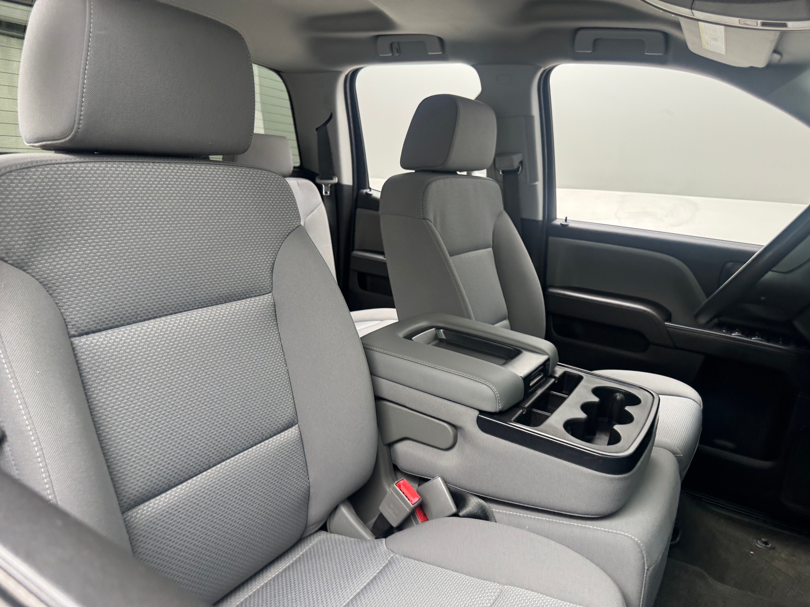 Thumbnail: 2018 Chevrolet Silverado 1500 - 2