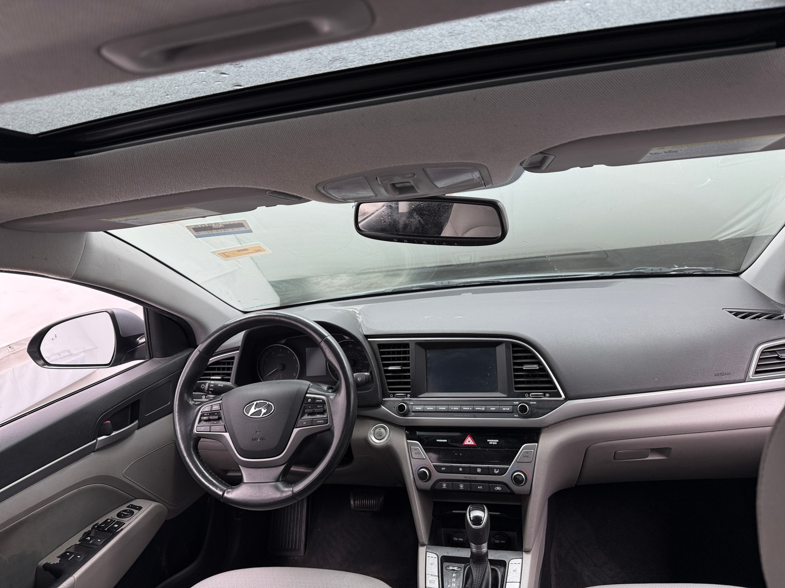 Thumbnail: 2018 Hyundai Elantra - 3