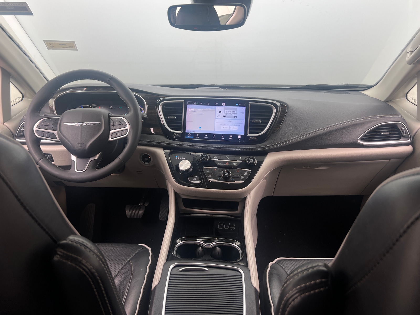 Thumbnail: 2023 Chrysler Pacifica - 2