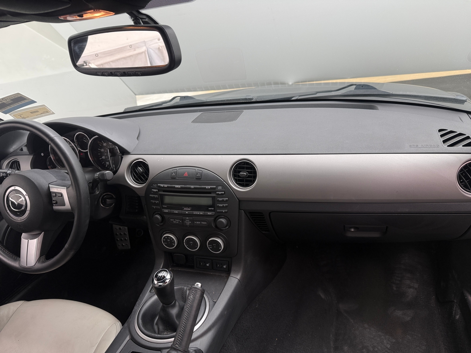 Thumbnail: 2011 Mazda MX-5 Miata - 2