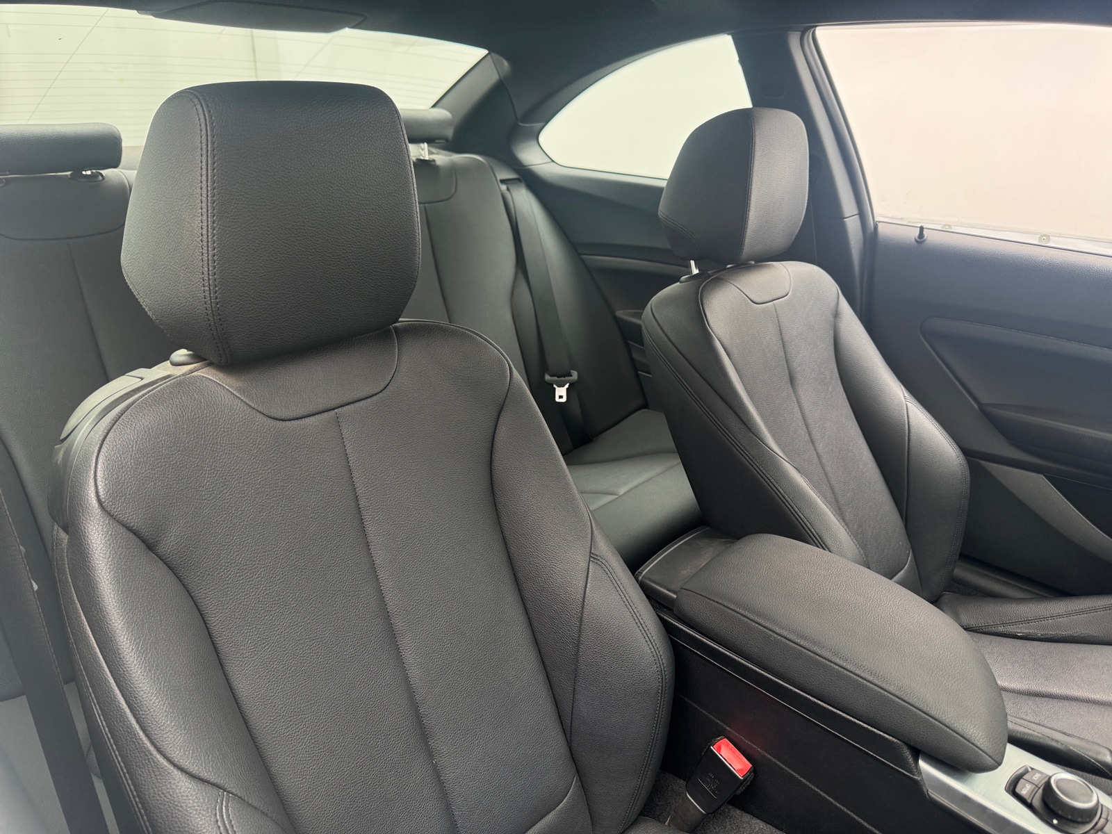 Thumbnail: 2016 BMW 2 Series - 2