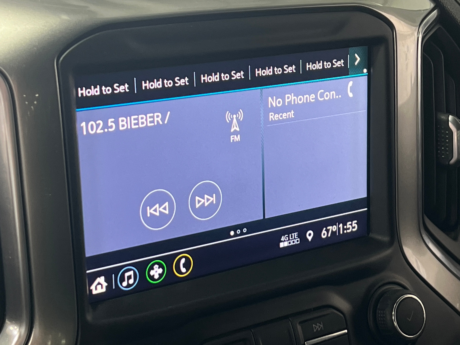 Thumbnail: 2019 Chevrolet Silverado 1500 - 4