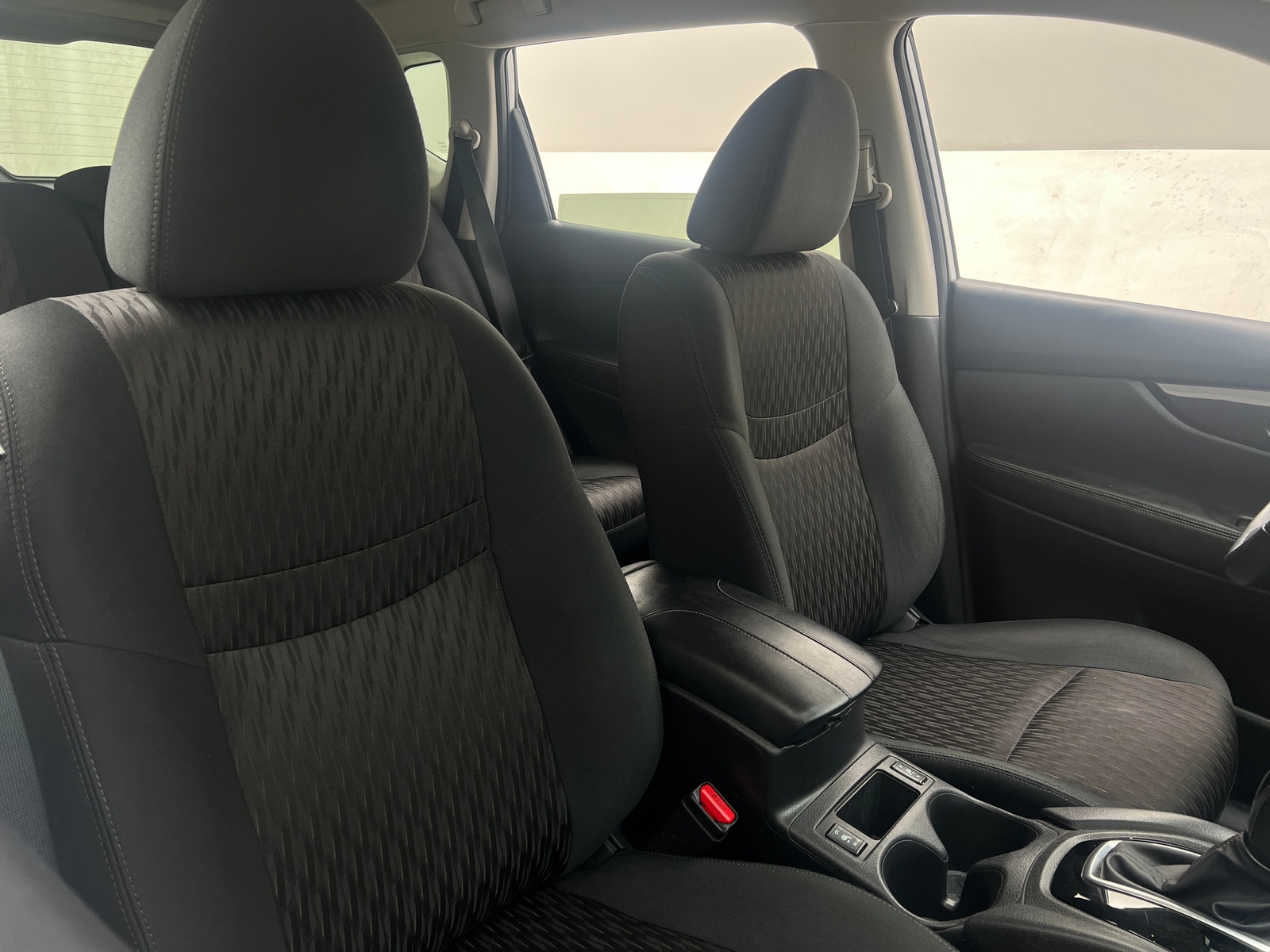 Thumbnail: 2019 Nissan Rogue - 2