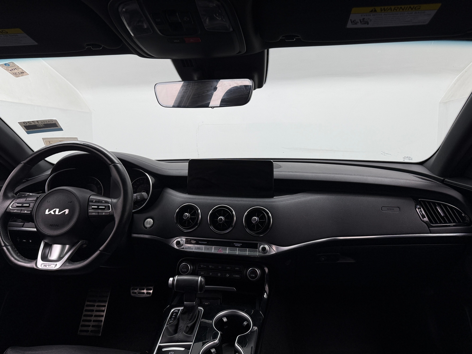 Thumbnail: 2023 Kia Stinger - 2