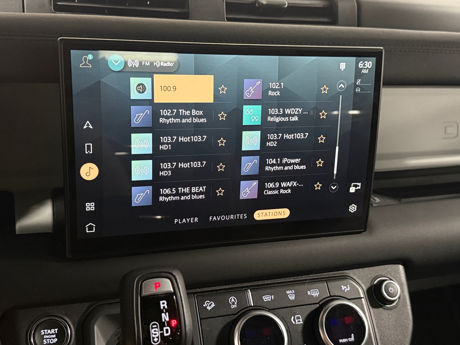 Thumbnail: 2025 Land Rover Defender - 3