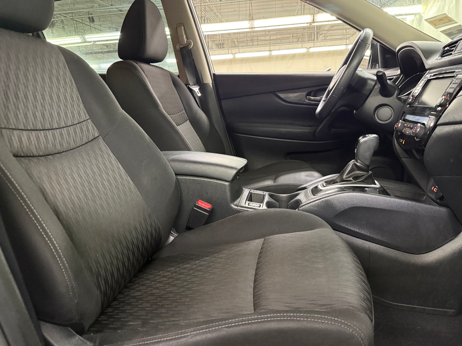 Thumbnail: 2019 Nissan Rogue - 2