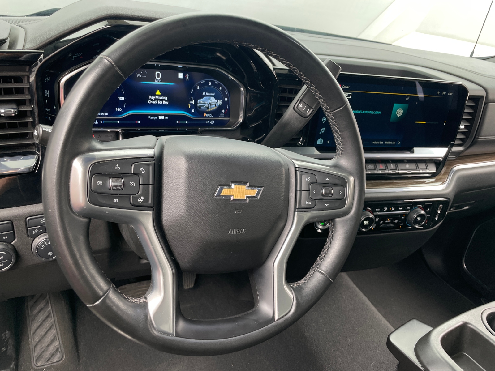 Thumbnail: 2023 Chevrolet Silverado 1500 - 5
