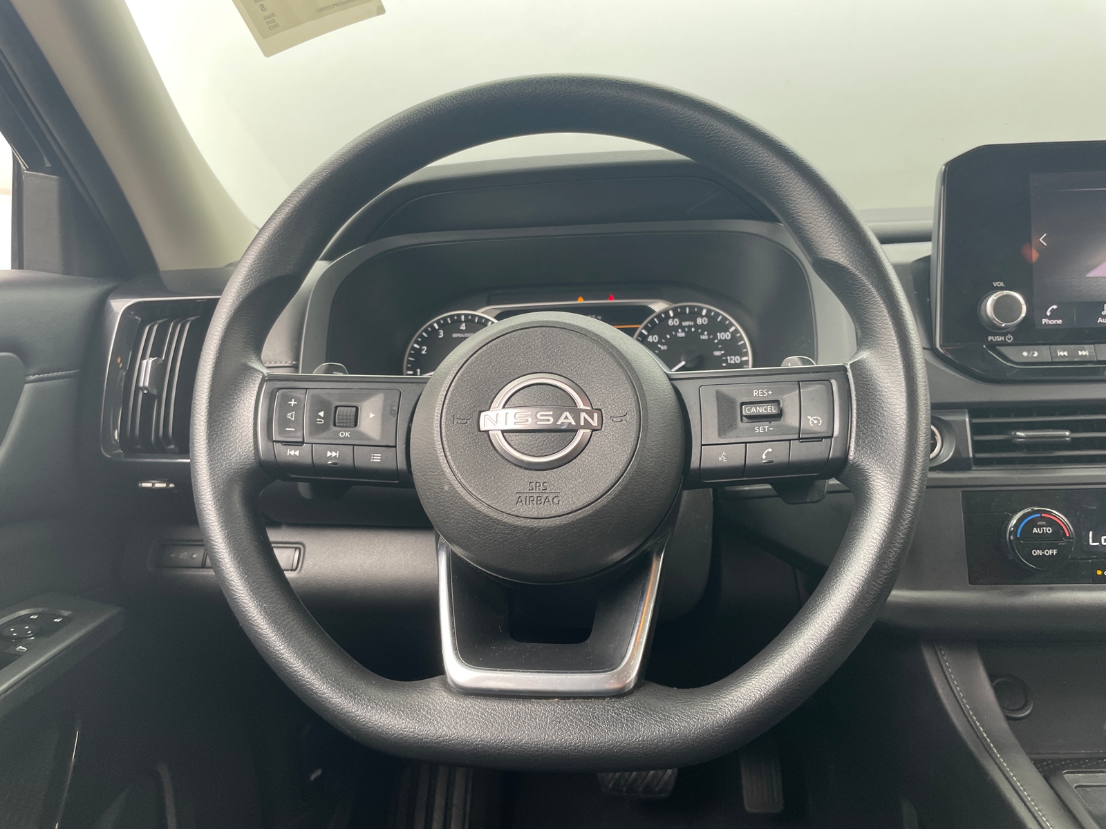Thumbnail: 2023 Nissan Pathfinder - 5