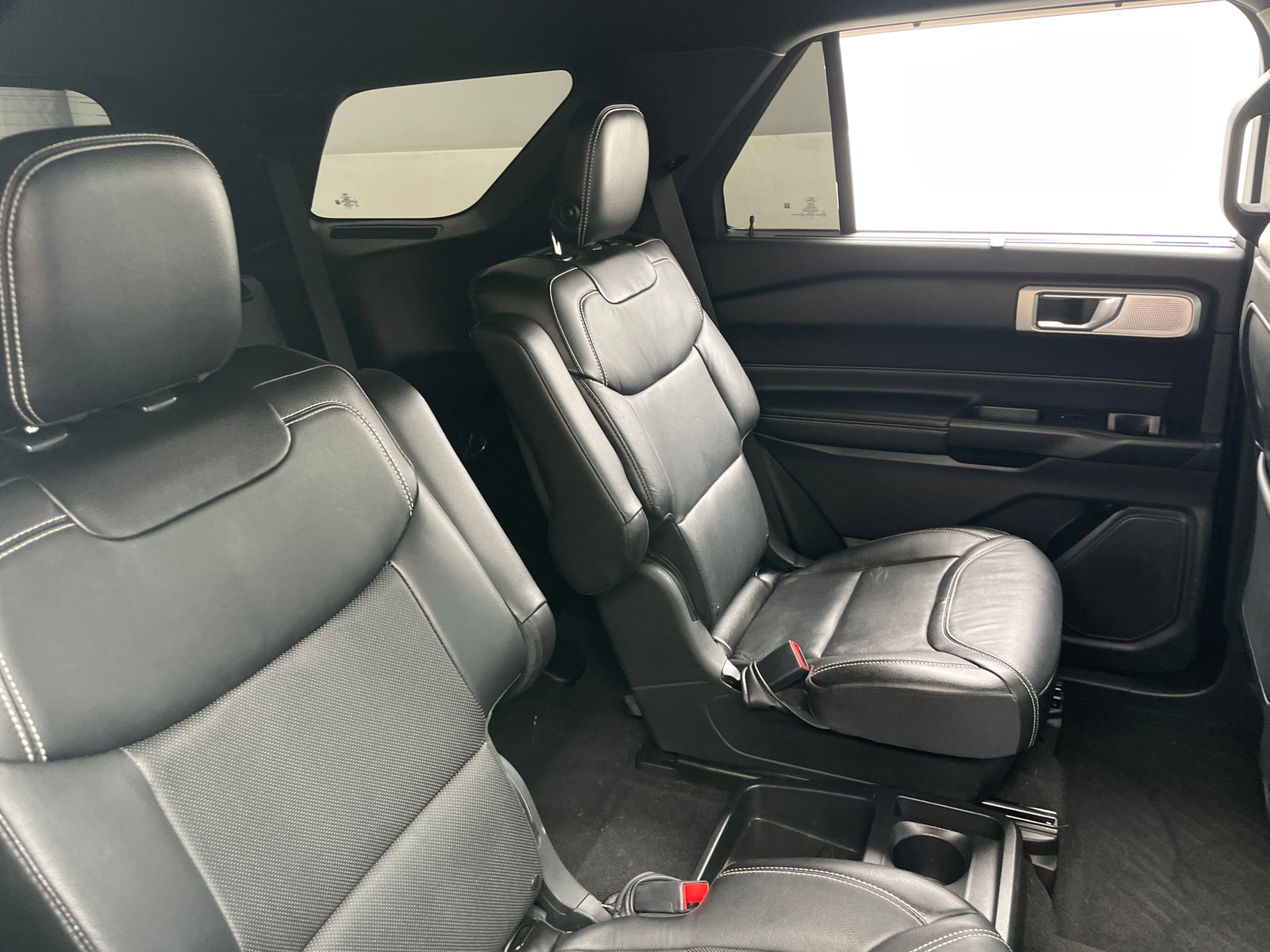 Thumbnail: 2020 Ford Explorer - 5