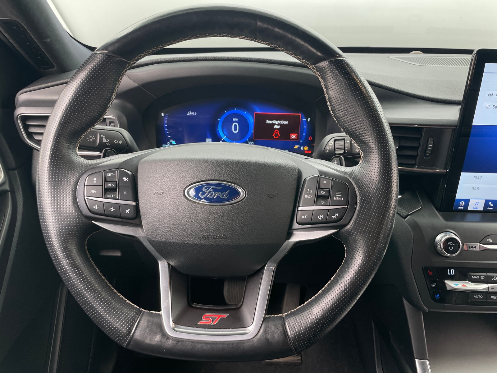Thumbnail: 2020 Ford Explorer - 4