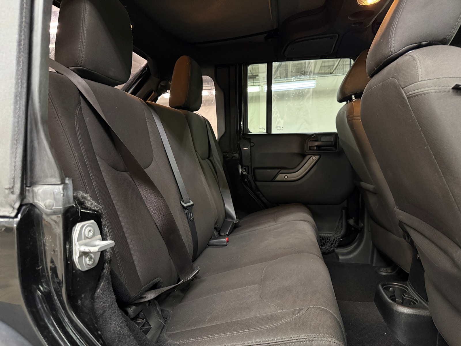 Thumbnail: 2017 Jeep Wrangler - 6