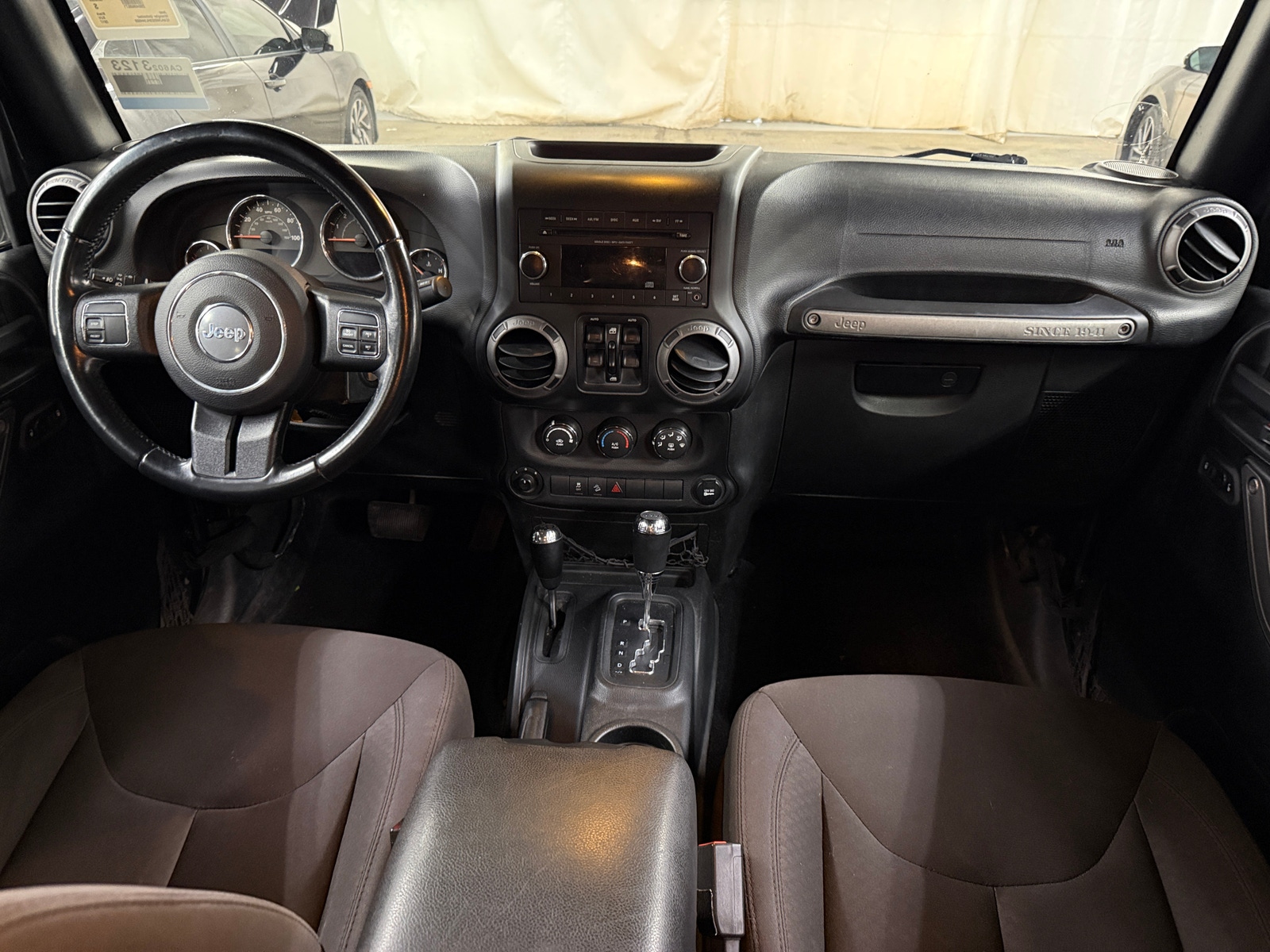 Thumbnail: 2017 Jeep Wrangler - 3