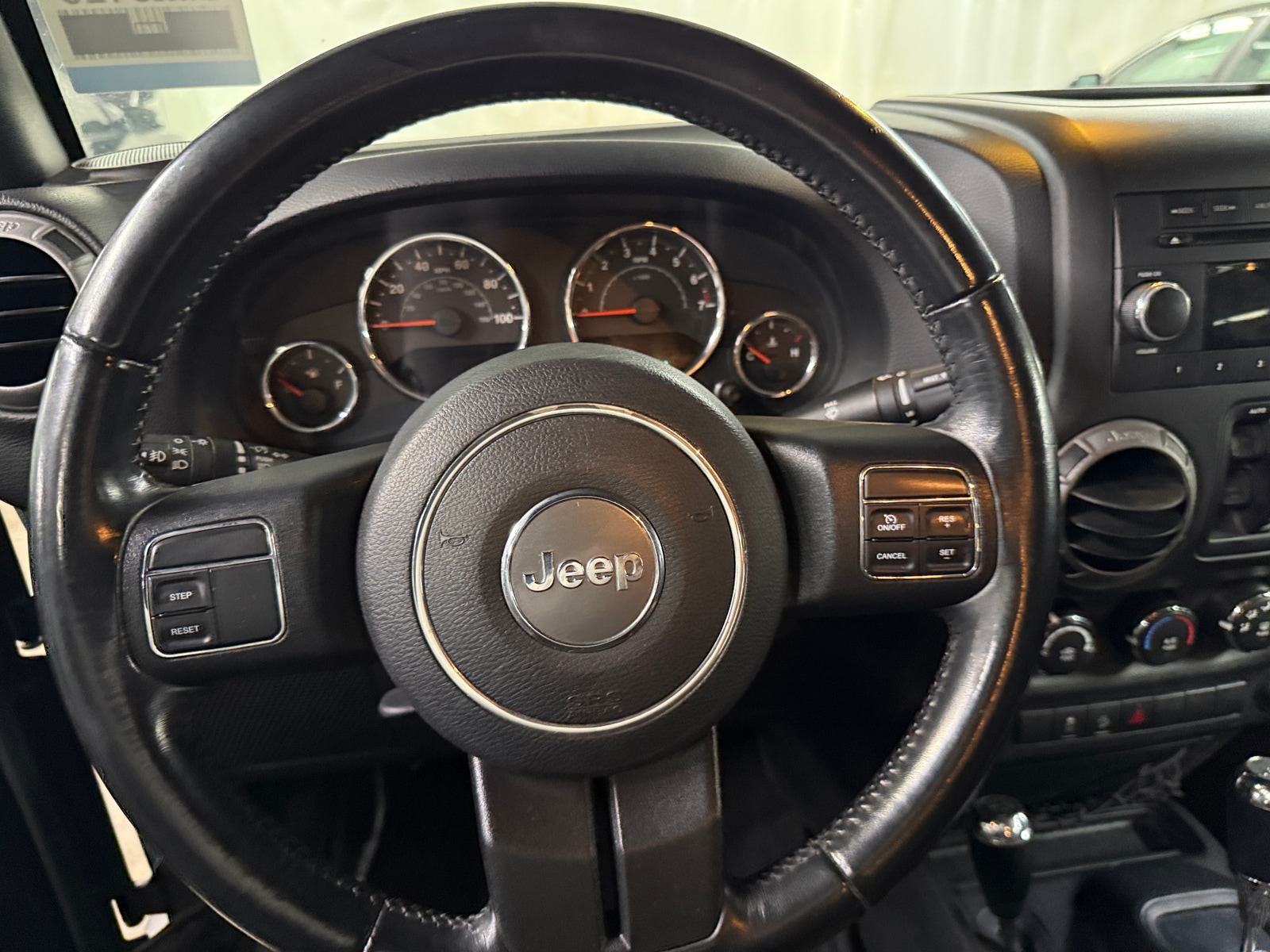 Thumbnail: 2017 Jeep Wrangler - 5