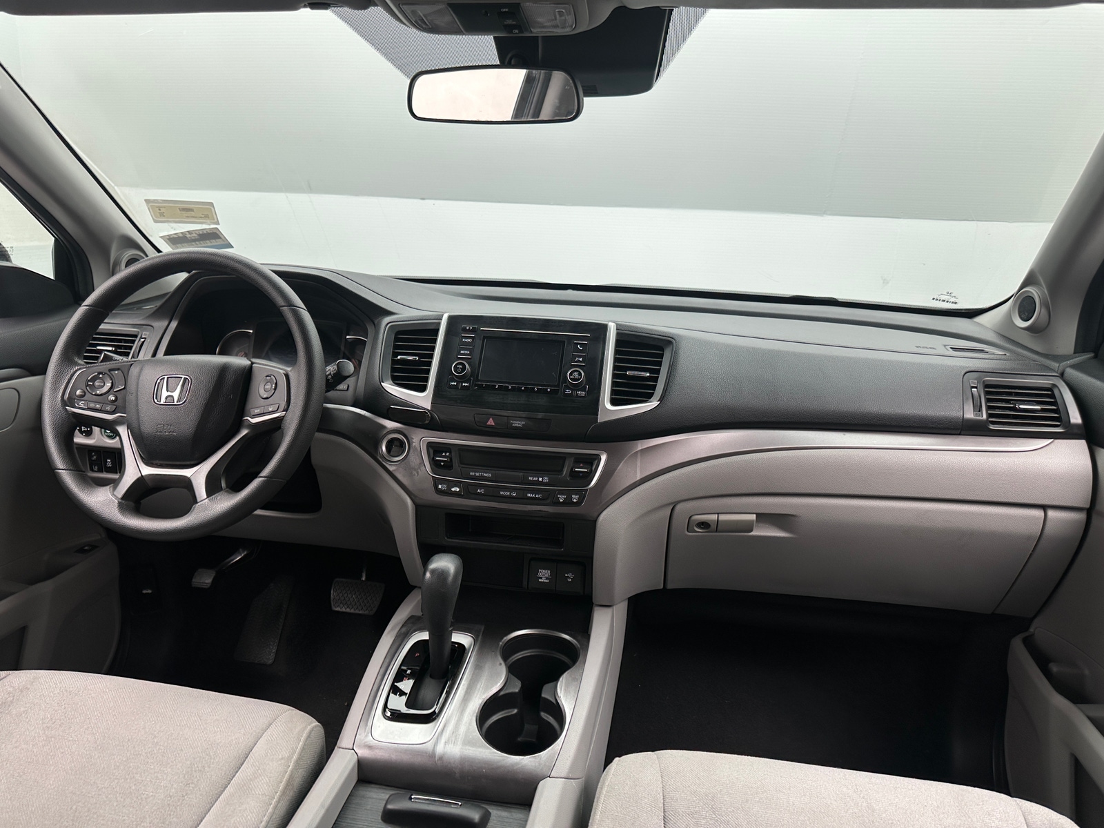 Thumbnail: 2019 Honda Pilot - 3