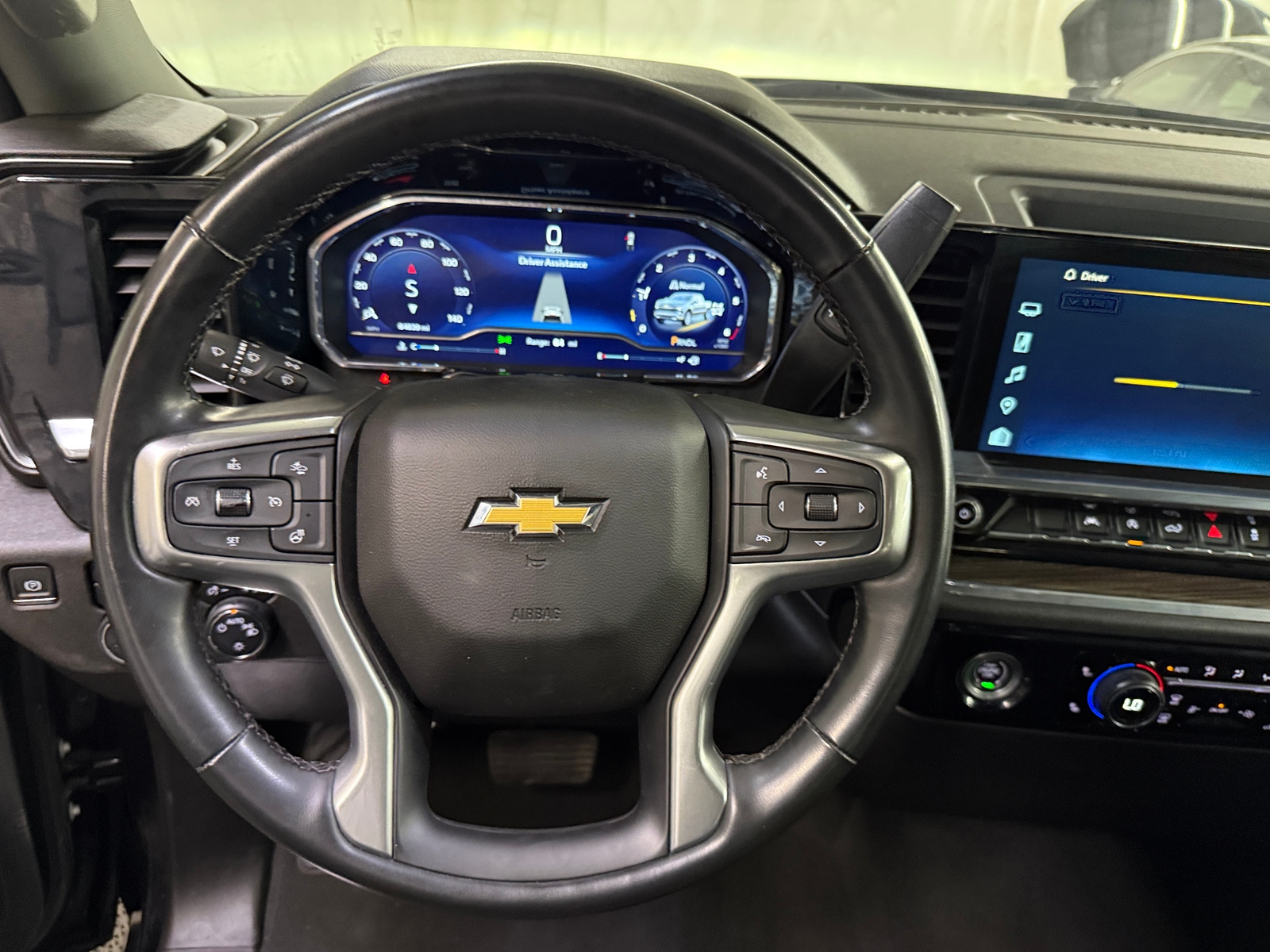 Thumbnail: 2023 Chevrolet Silverado 1500 - 5