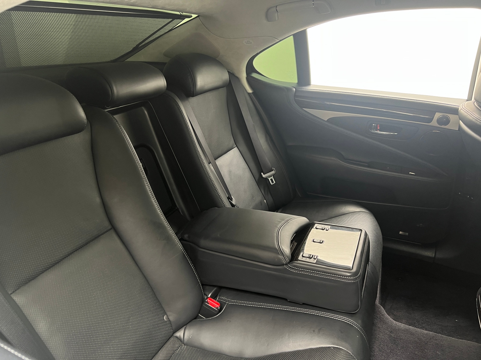 Thumbnail: 2013 Lexus LS - 5