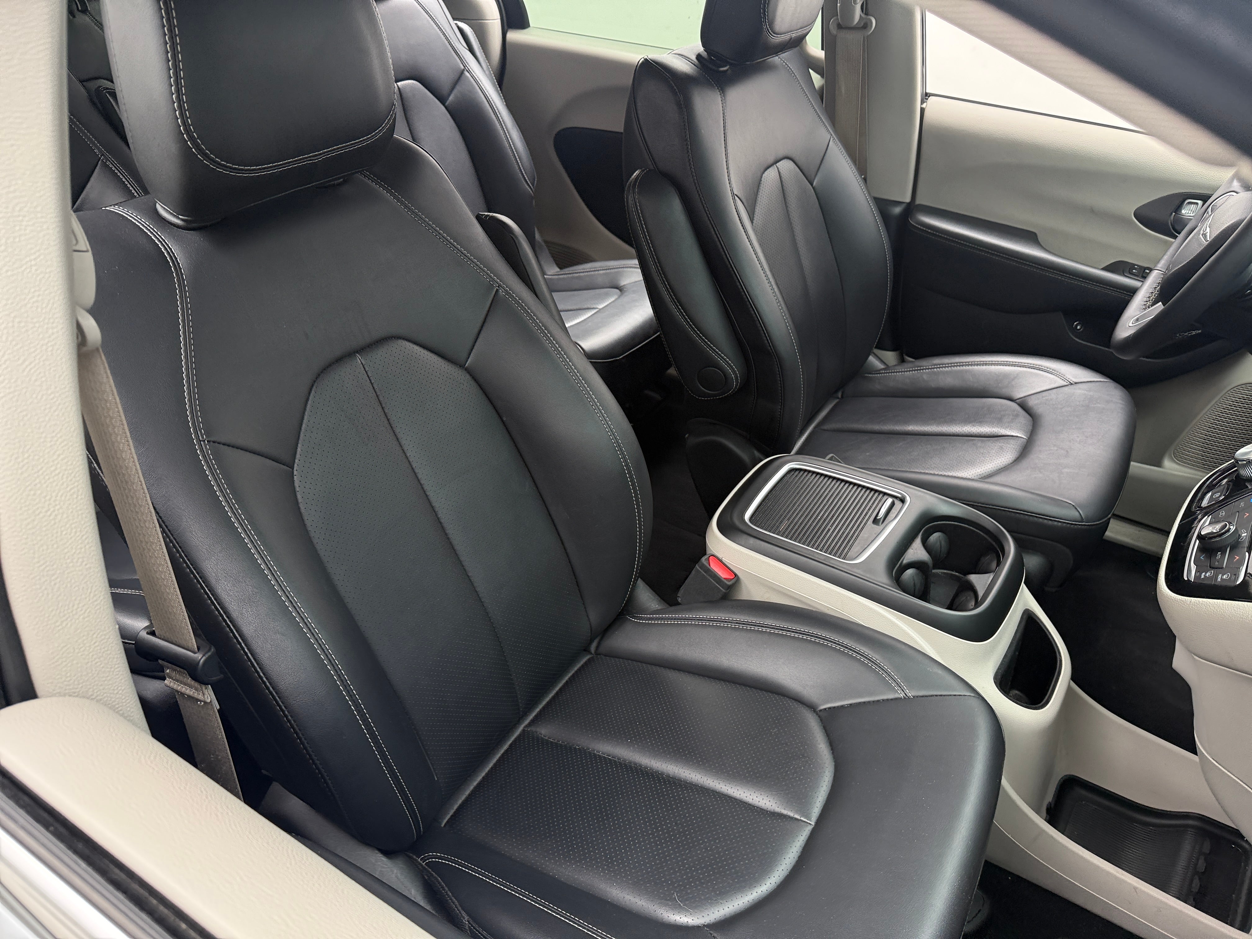 2024 Chrysler Pacifica