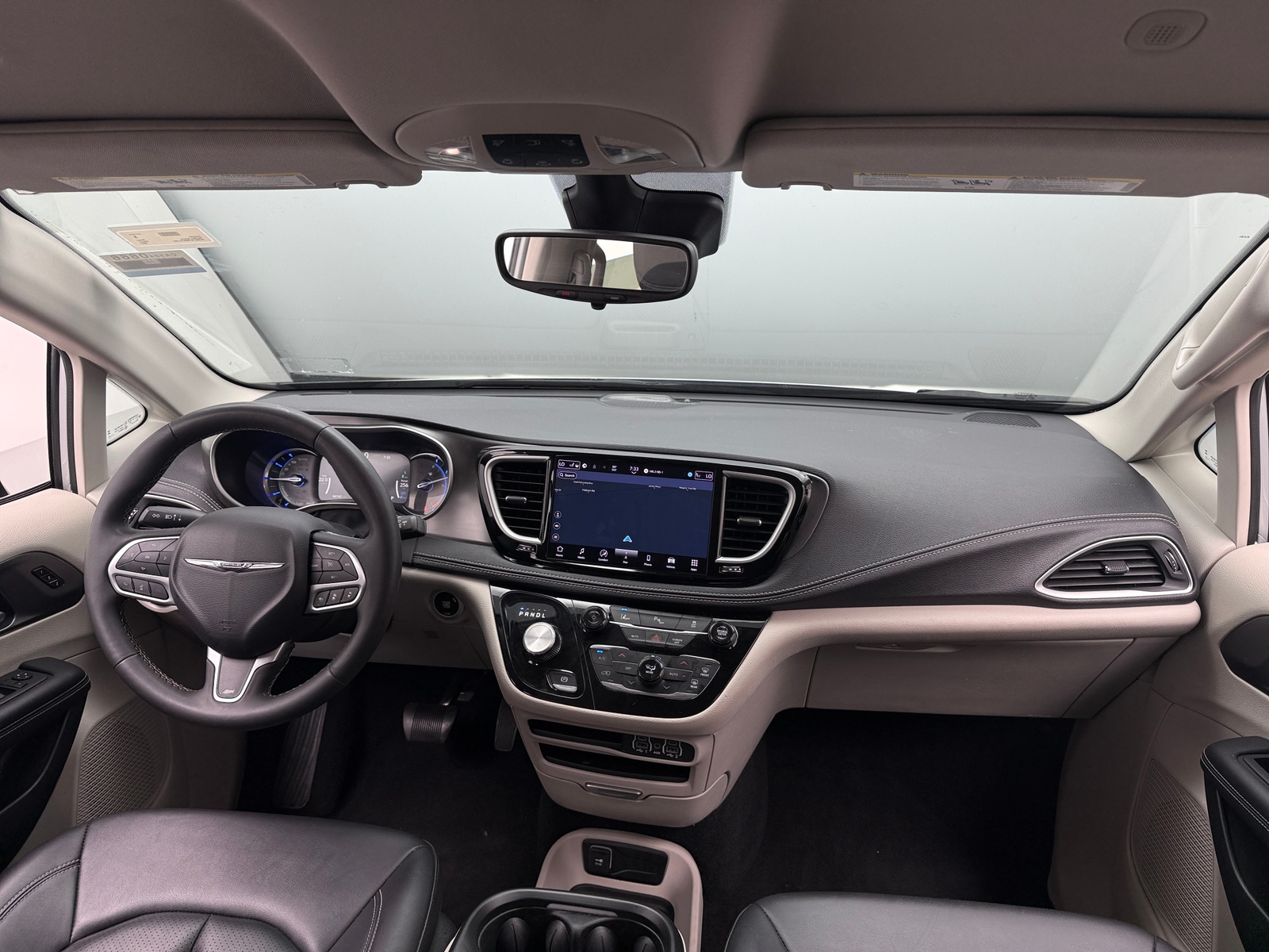Thumbnail: 2024 Chrysler Pacifica - 2