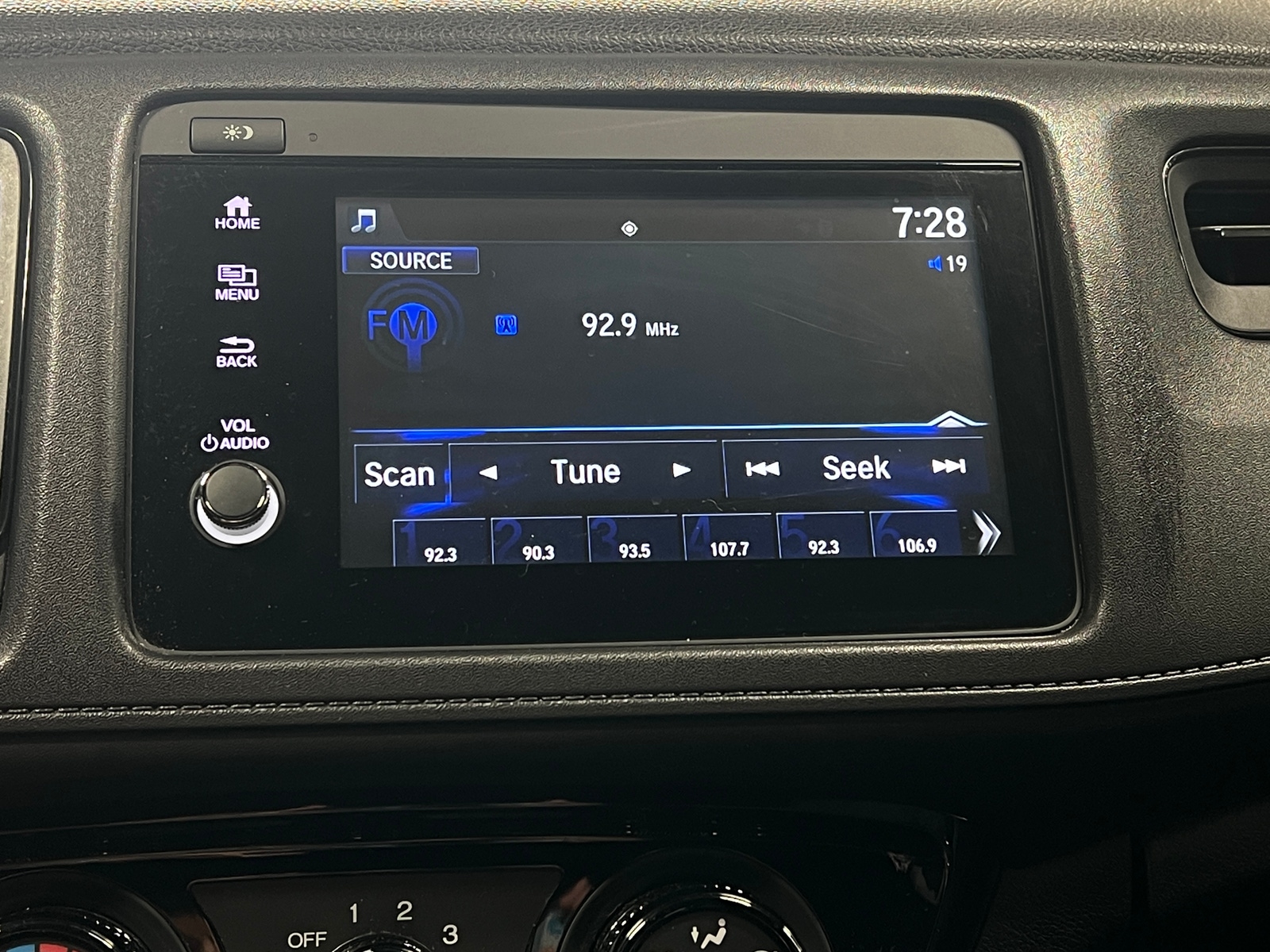 Thumbnail: 2019 Honda HR-V - 4