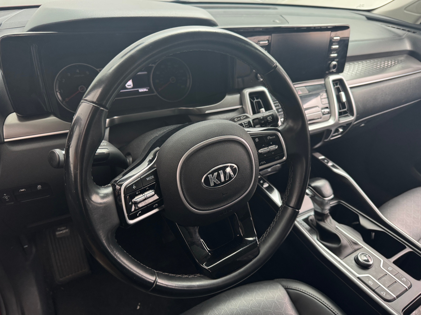 Thumbnail: 2021 Kia Sorento - 4