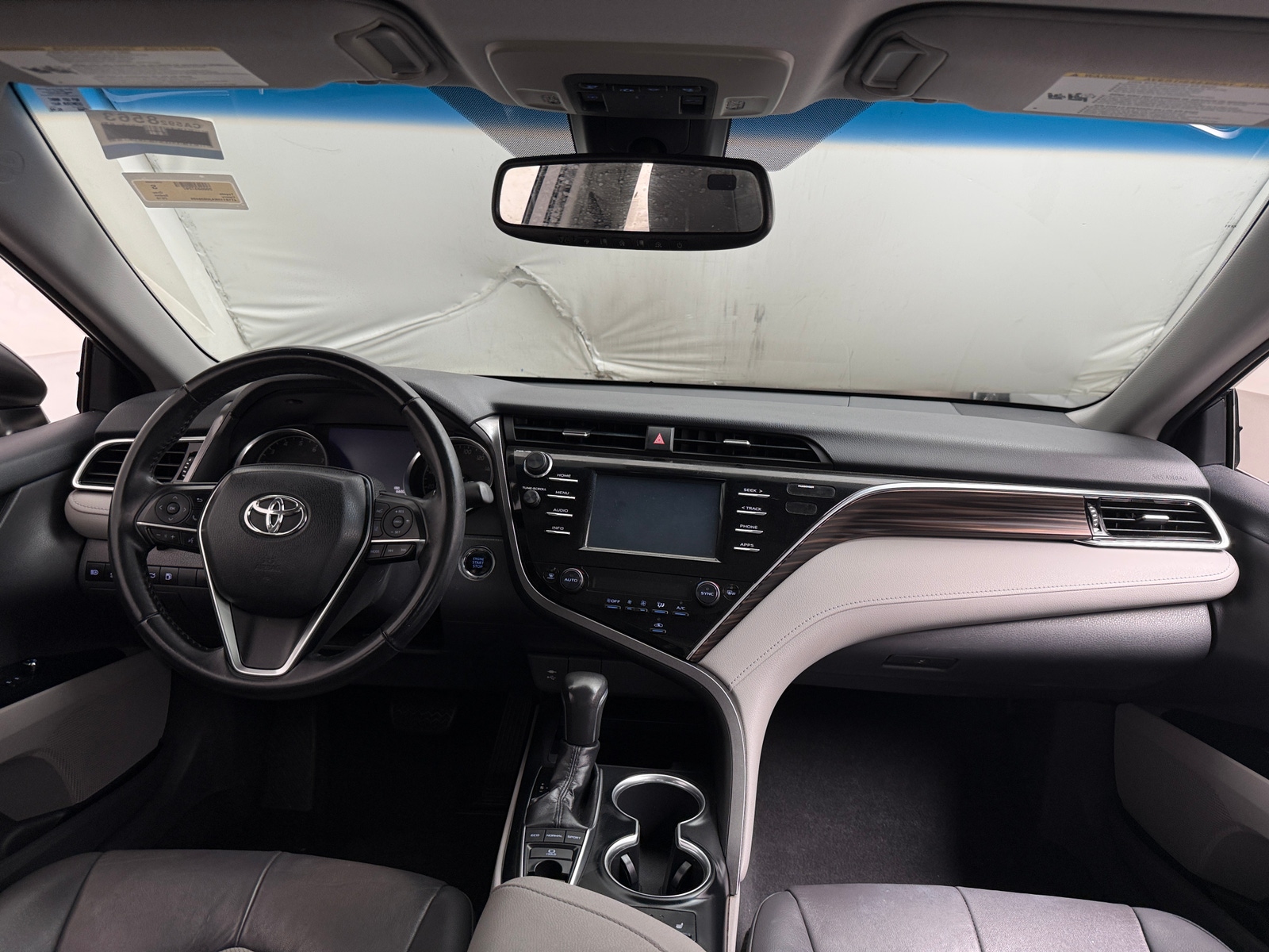 Thumbnail: 2018 Toyota Camry - 3