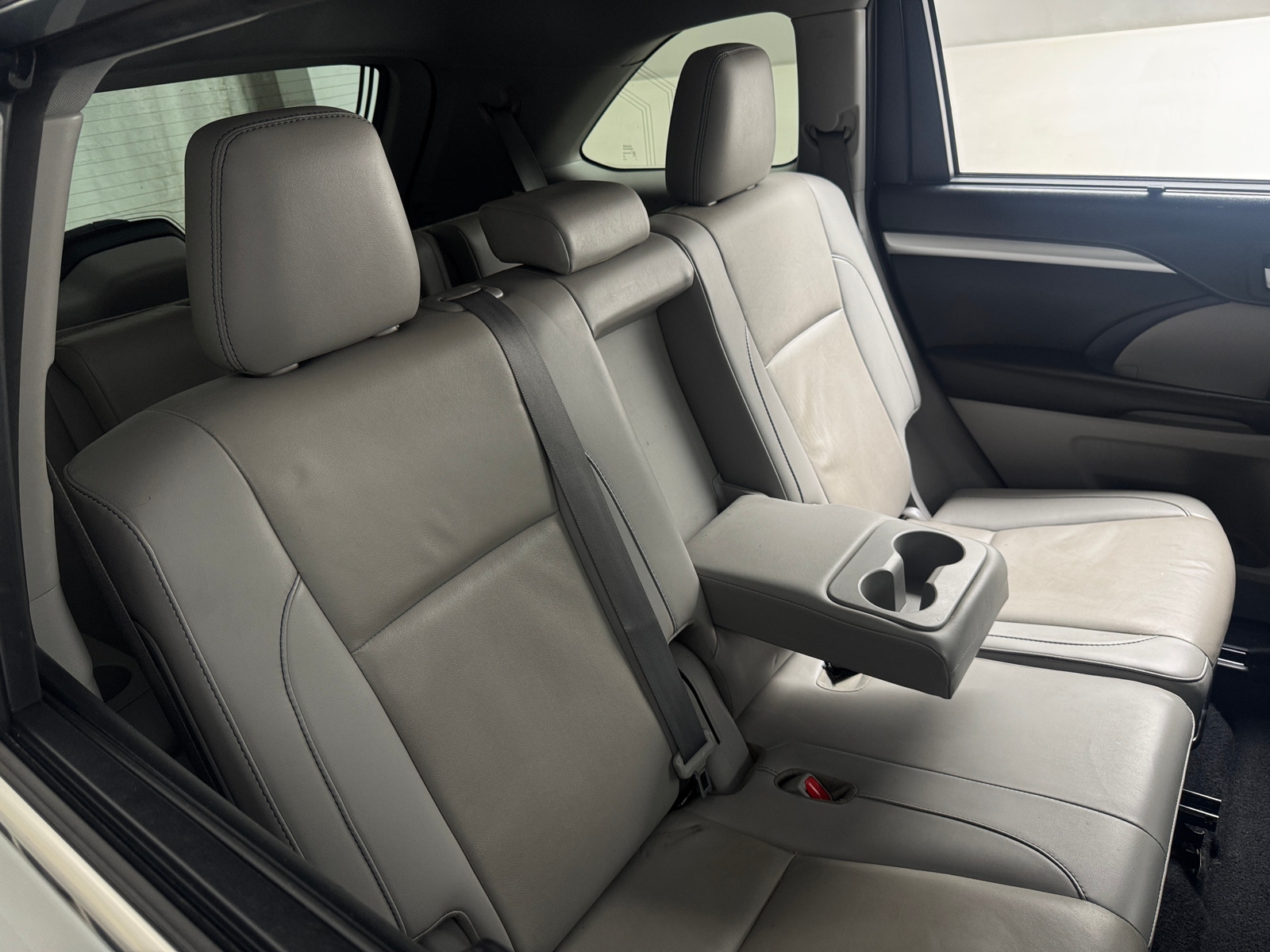 Thumbnail: 2019 Toyota Highlander - 5