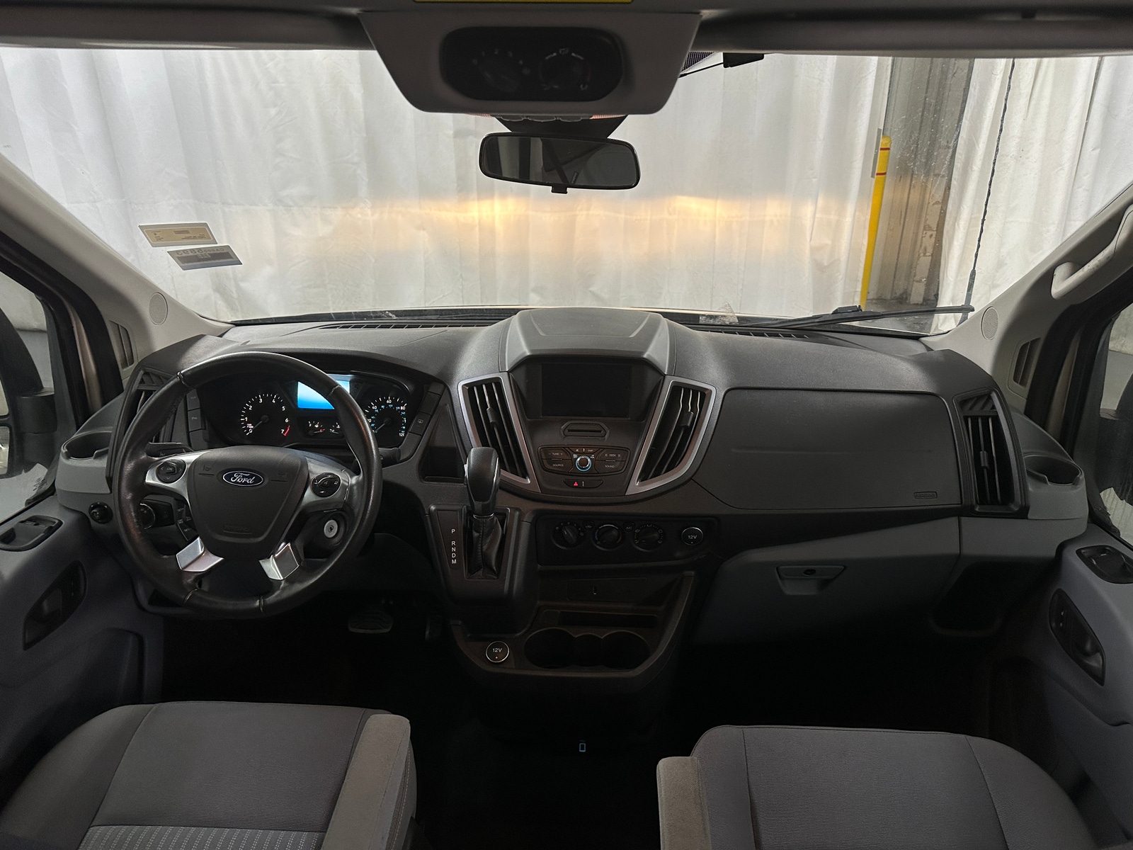 Thumbnail: 2018 Ford Transit Series - 3