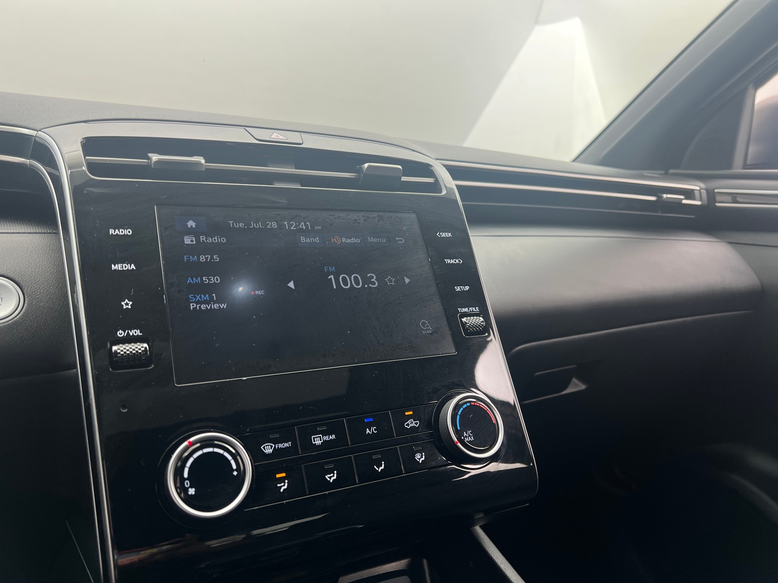 Thumbnail: 2023 Hyundai Santa Cruz - 4