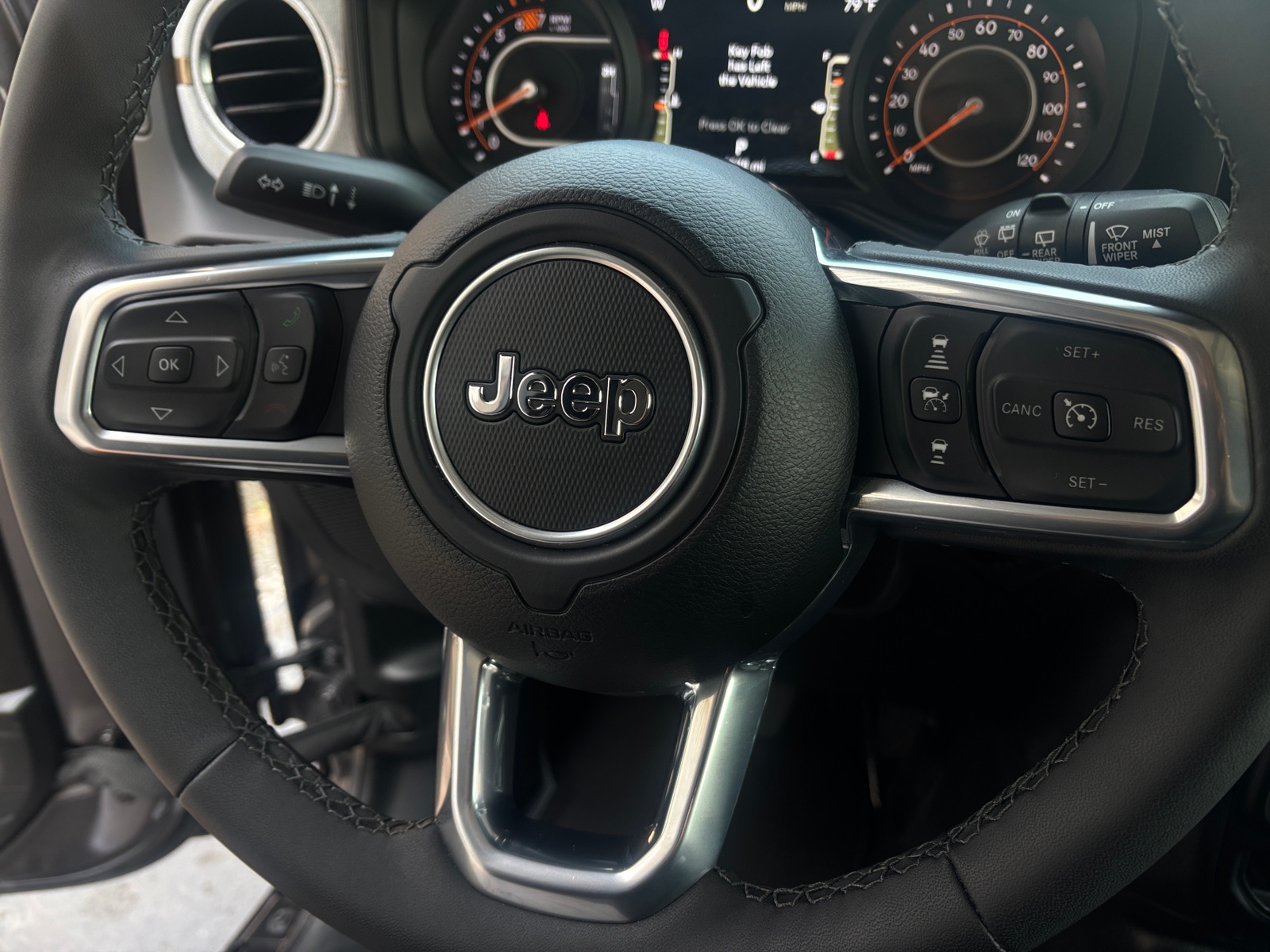 Thumbnail: 2025 Jeep Wrangler - 5