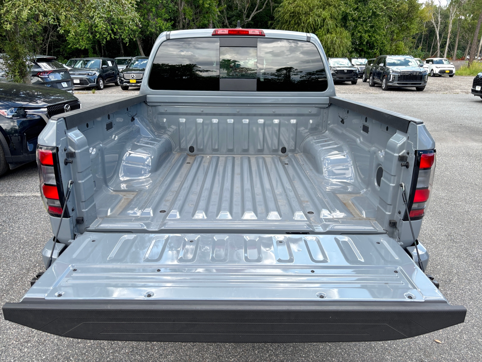 Thumbnail: 2026 Nissan Frontier - 6