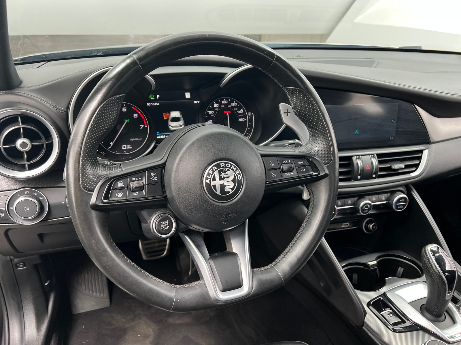 Thumbnail: 2023 Alfa Romeo Giulia - 4