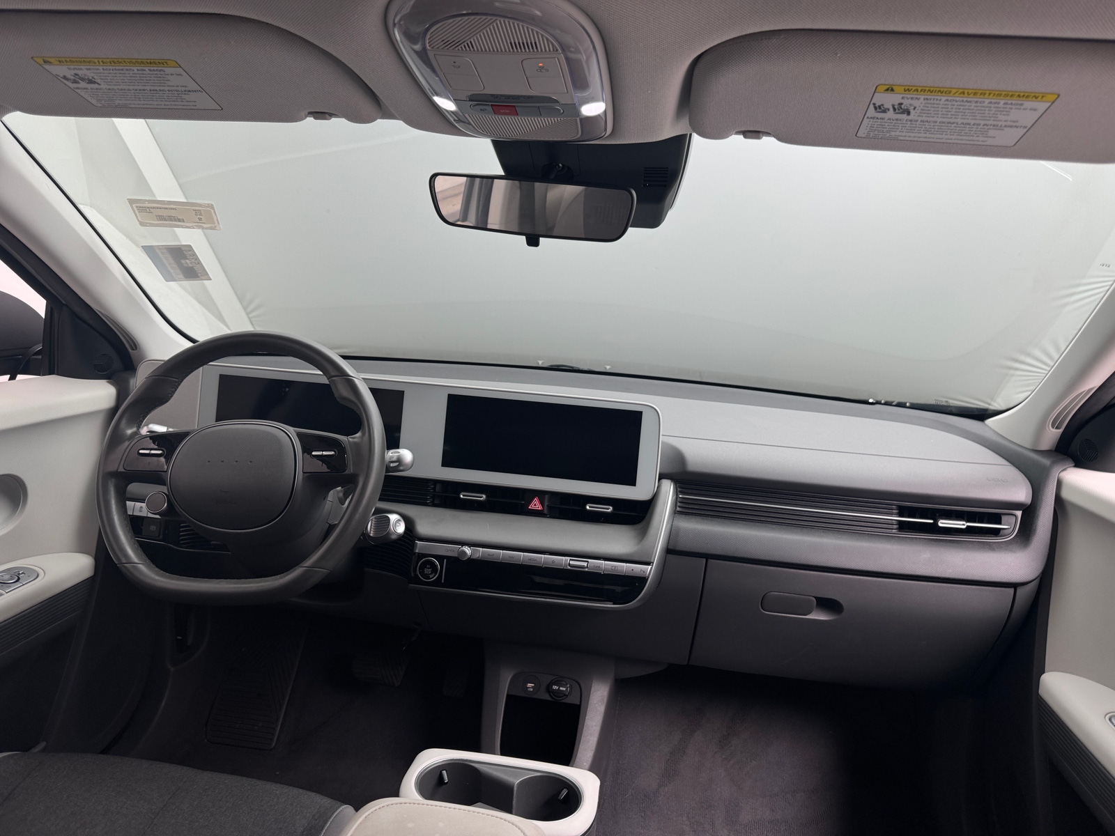 Thumbnail: 2022 Hyundai Ioniq 5 - 3