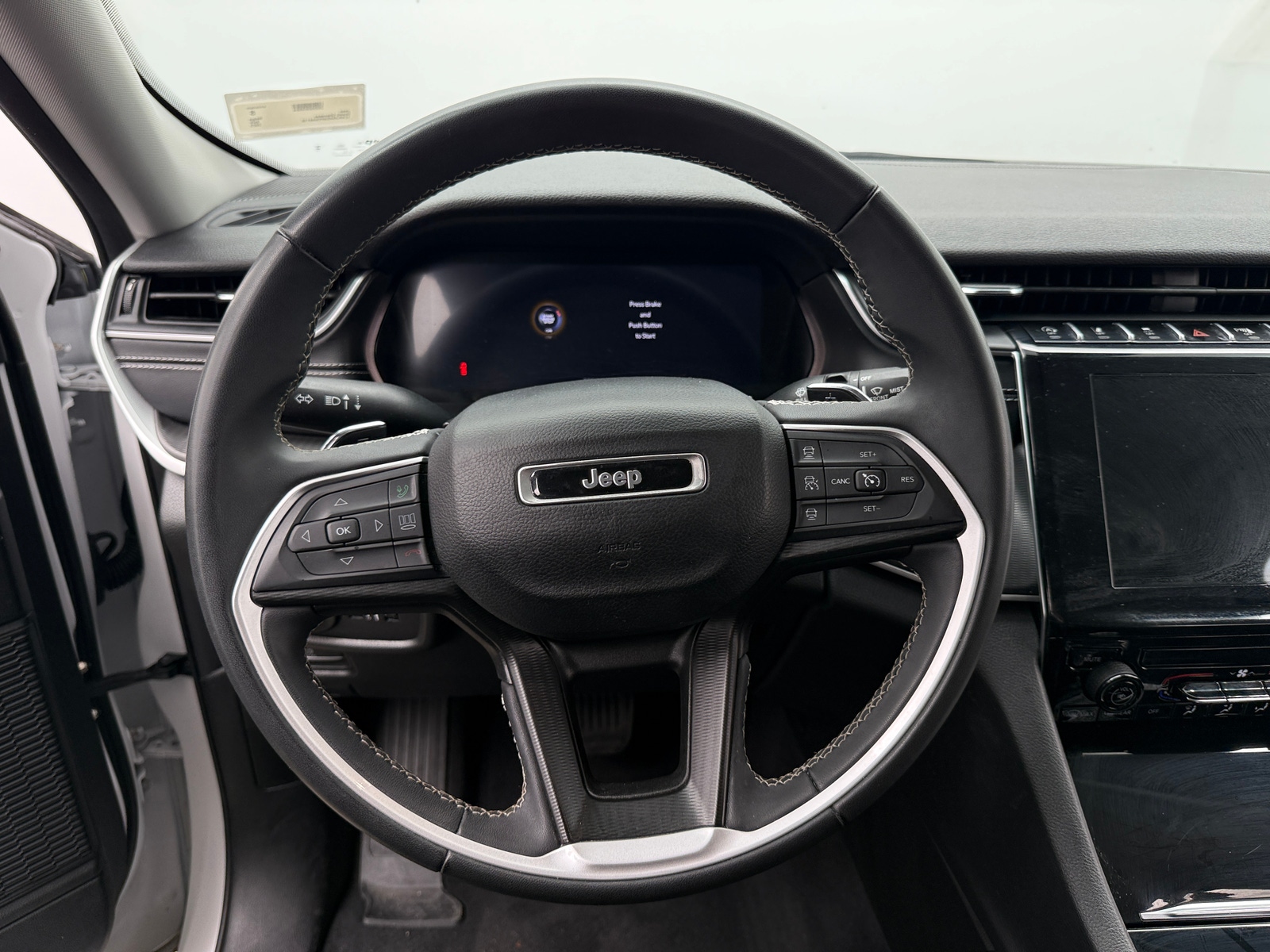 Thumbnail: 2023 Jeep Grand Cherokee - 5